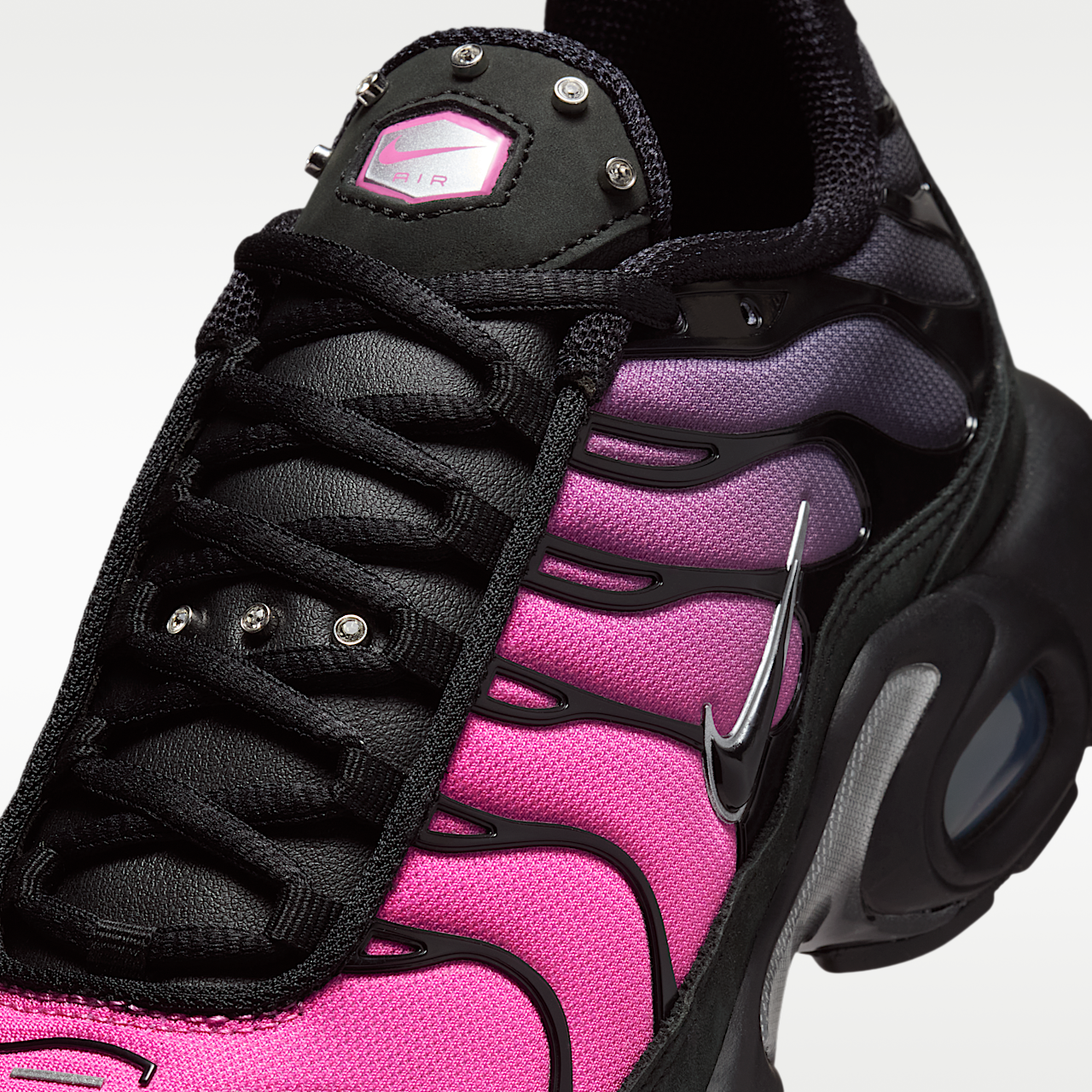 Nike Air Max Plus sneaker Zwart/Metallic Silver/Peony