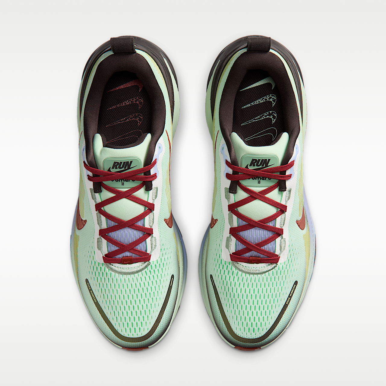 Nike Vomero sneaker Frosted Spruce/Tar/Purple Fade/Rugged Orange
