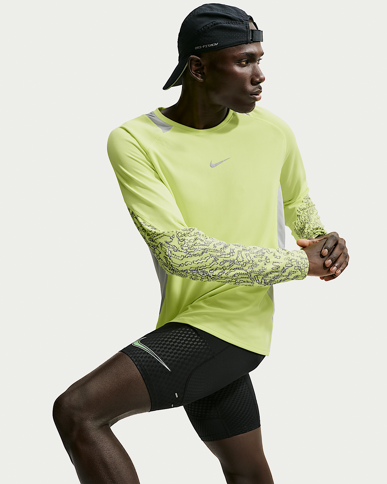 Мужские  Nike Stride Dri-FIT Winterized Long-Sleeve Top для бега