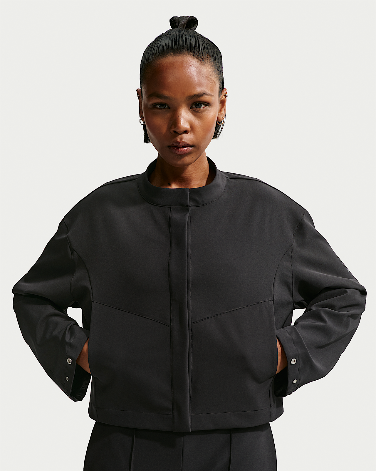 Женская куртка Nike 24.7 PerfectStretch Dri-FIT Loose-Fit Cropped