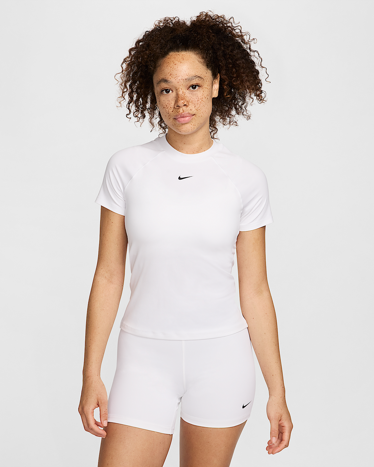 Женские шорты Nike Pro Dri-FIT Short-Sleeve Top