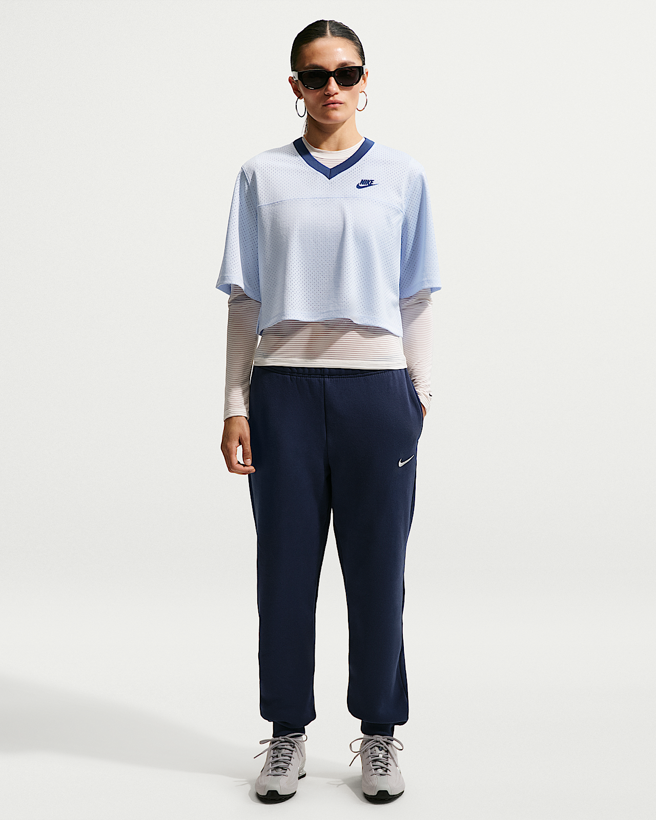 Женские спортивные штаны Nike Studio Fleece Medium Weight Mid-Rise Joggers