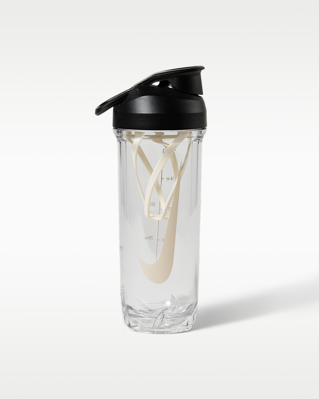 Женская Бутылка Nike Tritan Recharge 2.0 Shaker Bottle (24 oz)