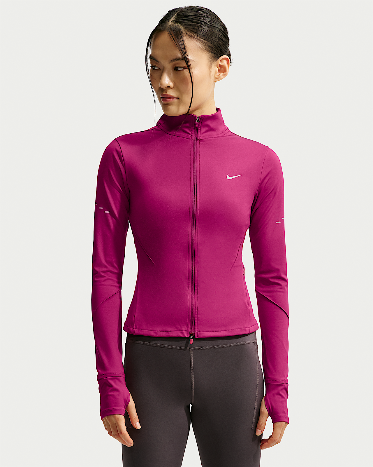 Женская куртка Nike Swift Dri-FIT Full-Zip для бега