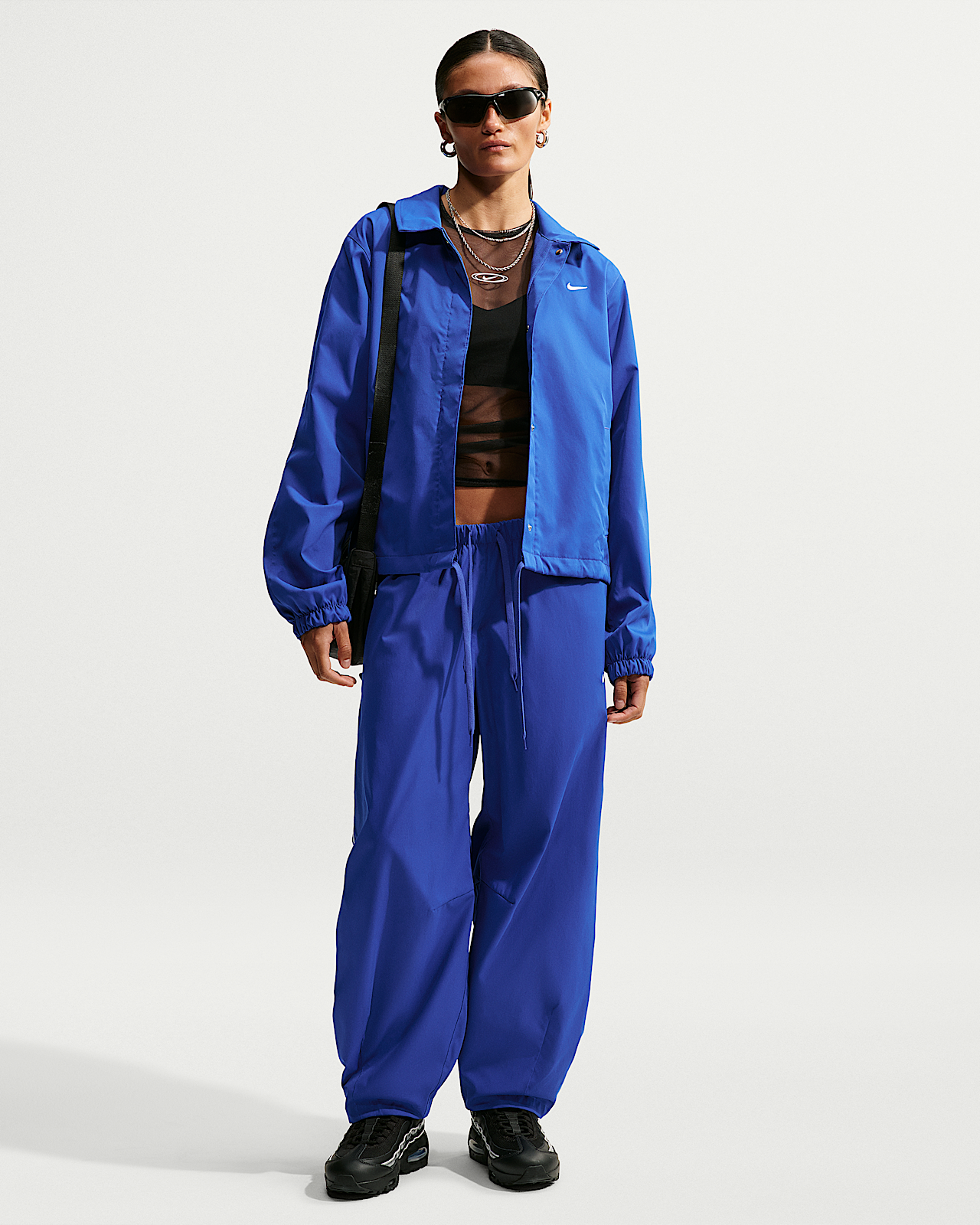 Женские  Nike Sportswear Loose Mid-Rise Barrel Pants