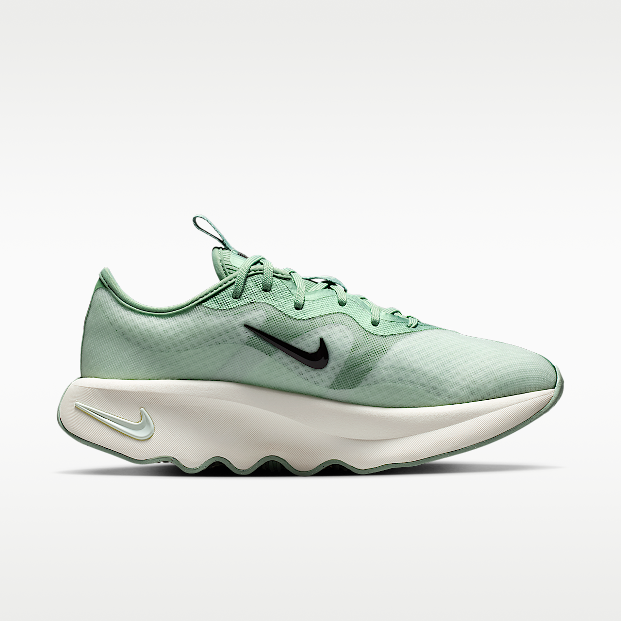 Nike  sneaker Barely Green/Steam/Sail/Zwart