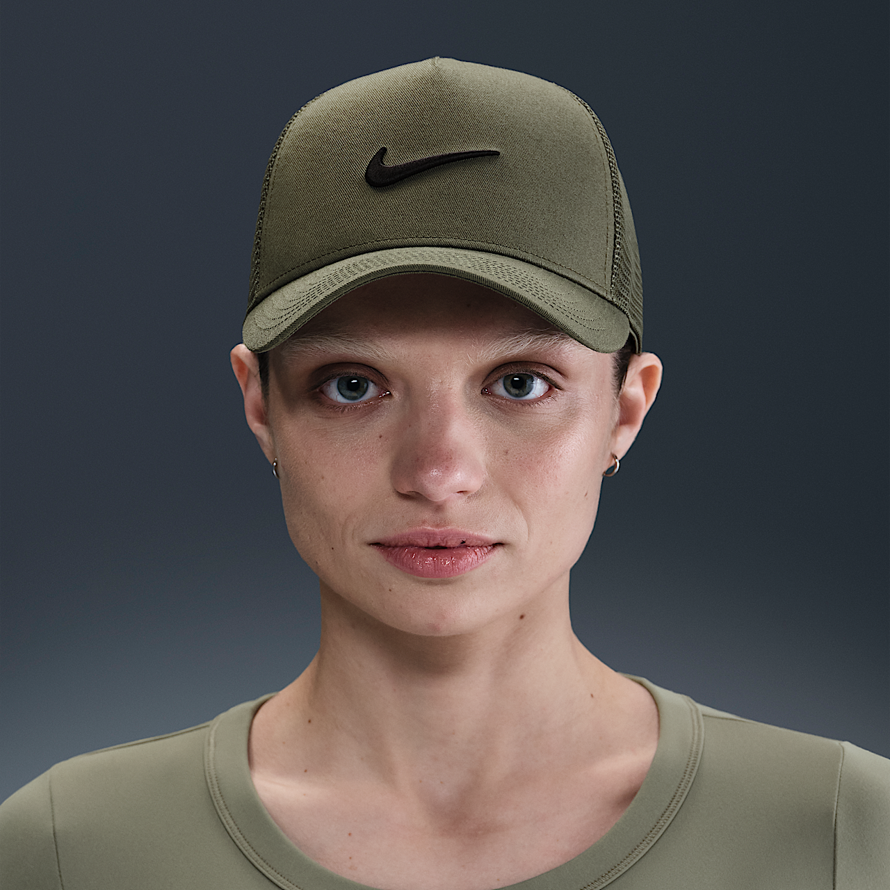 Nike Rise (Medium Olive/Medium Olive/Black)