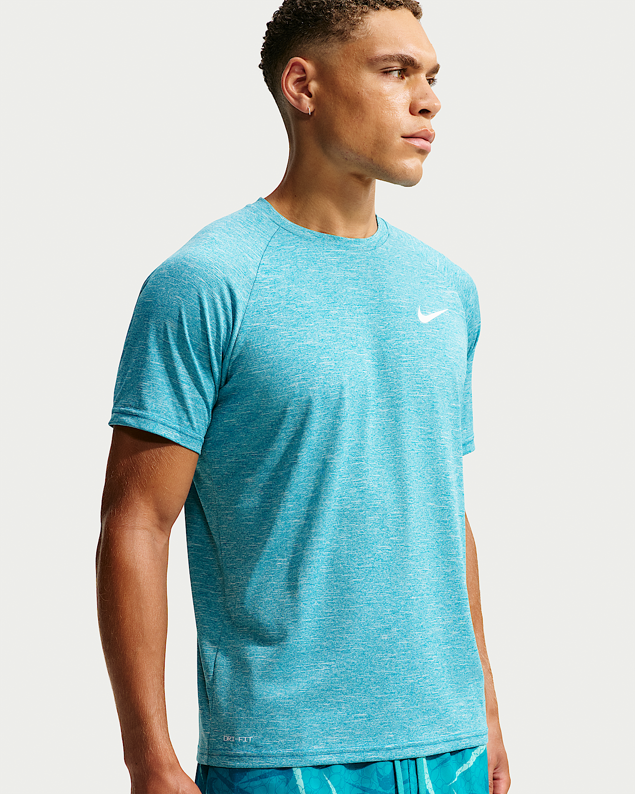 Мужские шорты Nike Swim Hydroguard Essential Dri-FIT UV Short Sleeve Top