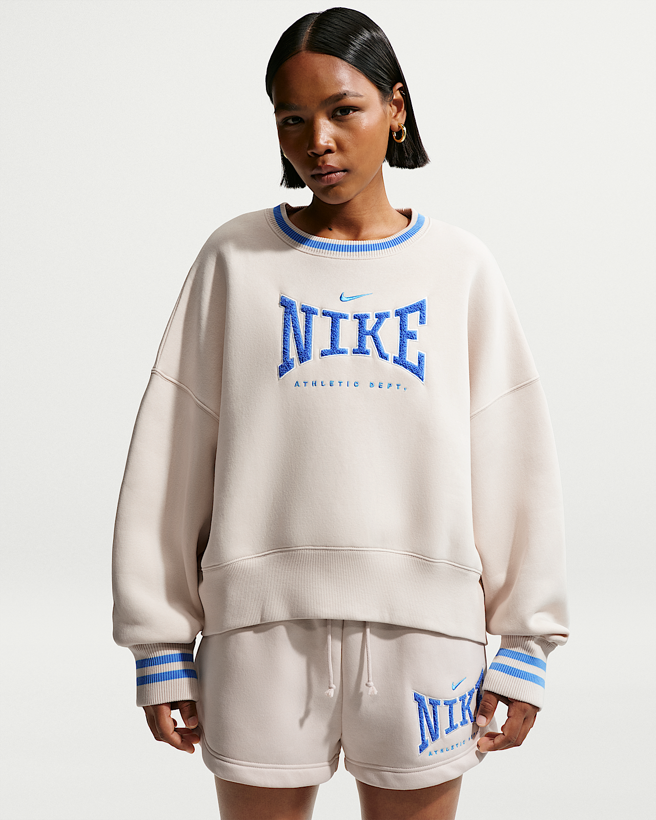 Женский свитшот Nike Sportswear Phoenix Fleece Oversized Crew-Neck