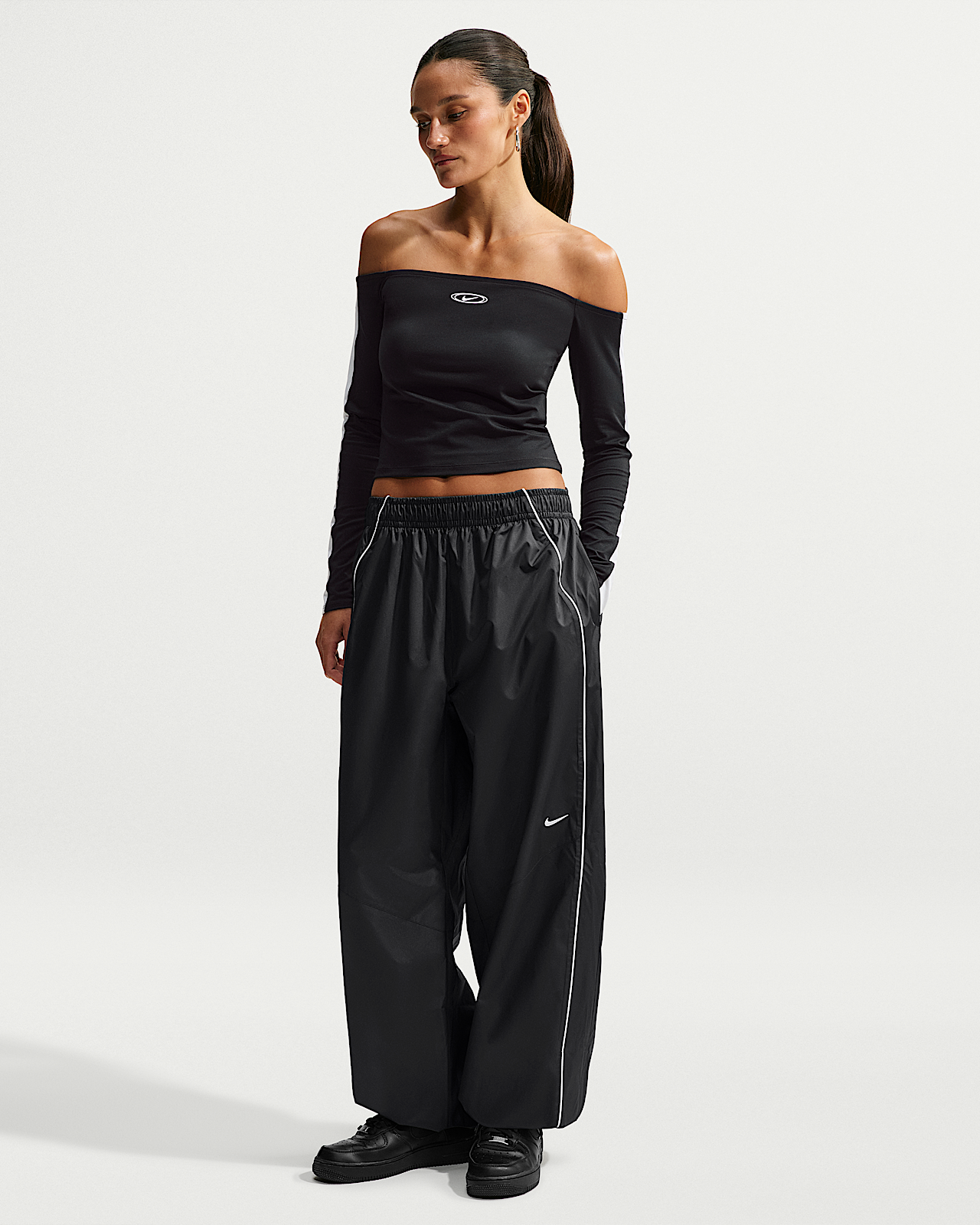 Женские спортивные штаны Nike Sportswear Loose High-Rise Track Pants