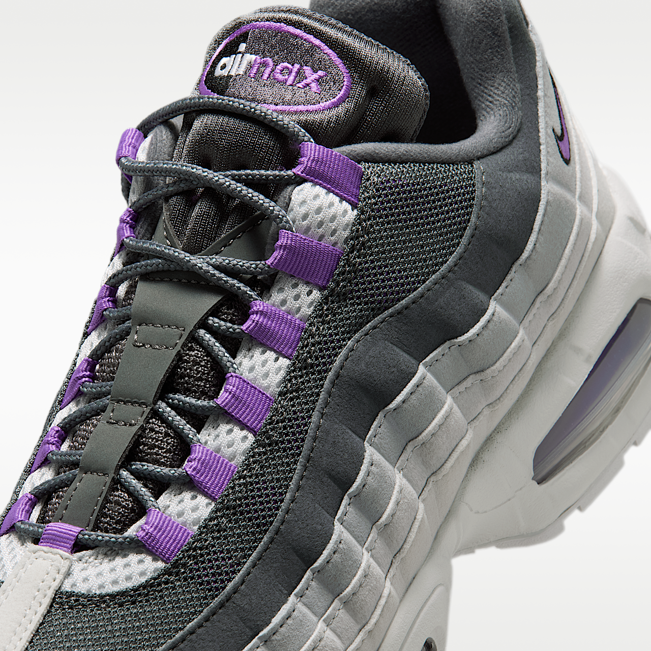 Nike Air Max sneaker Photon Dust/Dark Grey/Grey Fog/Bright Violet