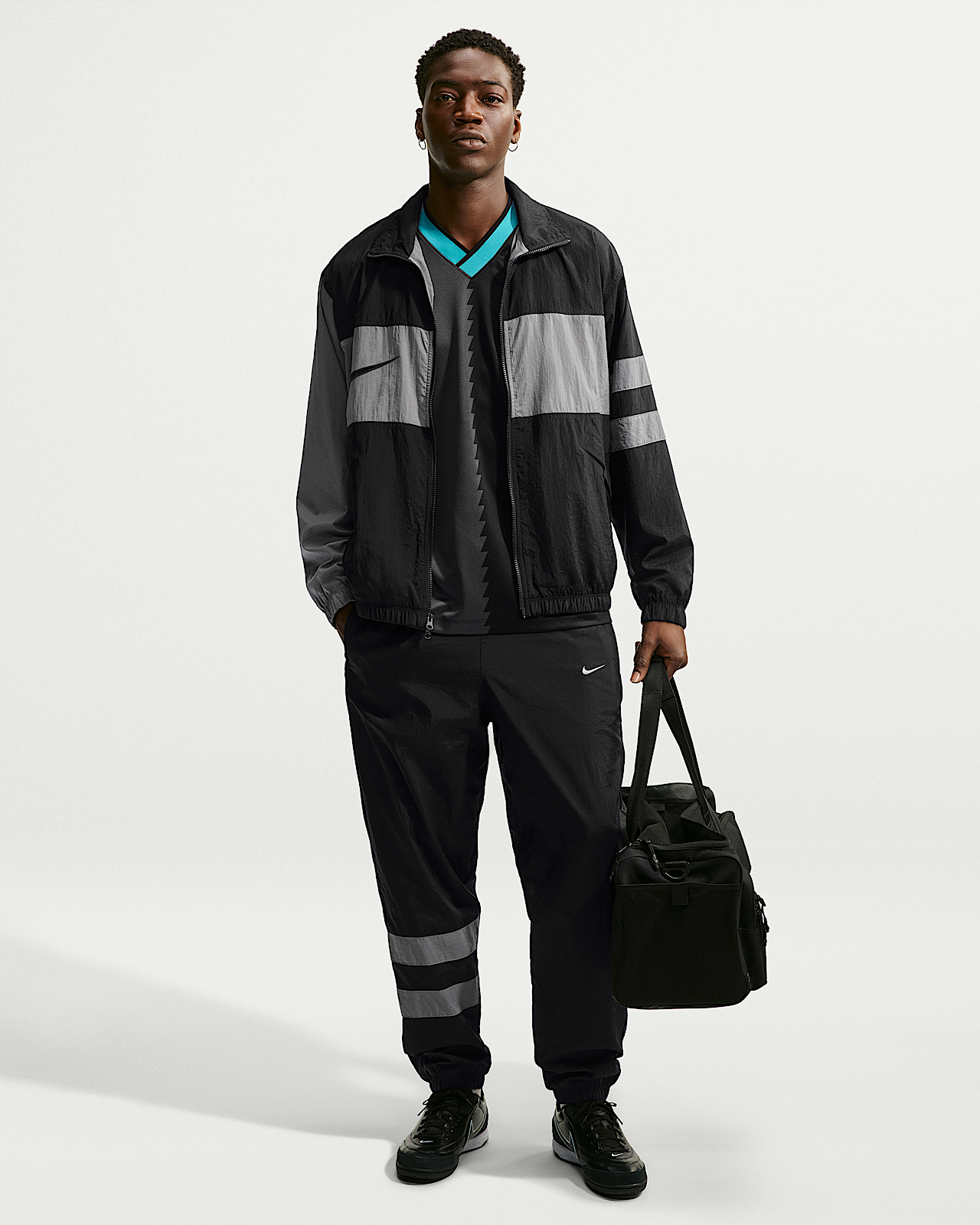 Мужские спортивные штаны Nike i96 Repel Soccer Woven Track Pants