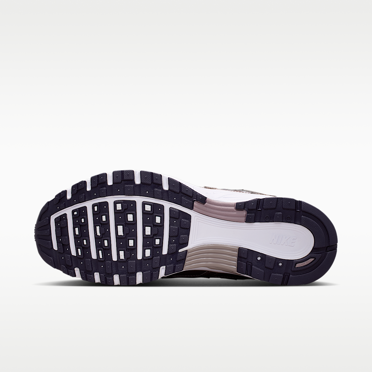 Nike P-6000 sneaker Wit/Light Violet Ore/Tattoo/Purple Dynasty