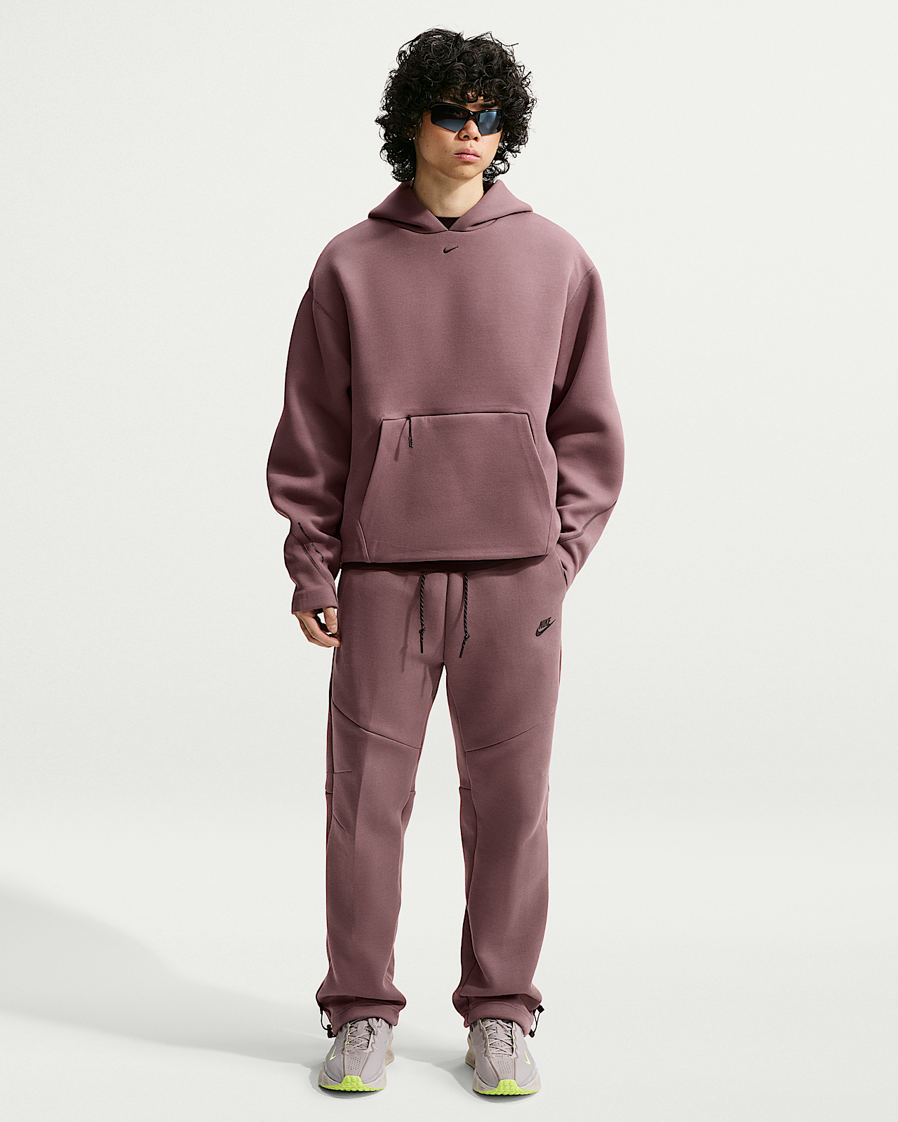 Мужские  Nike Tech Open-Hem Fleece Pants