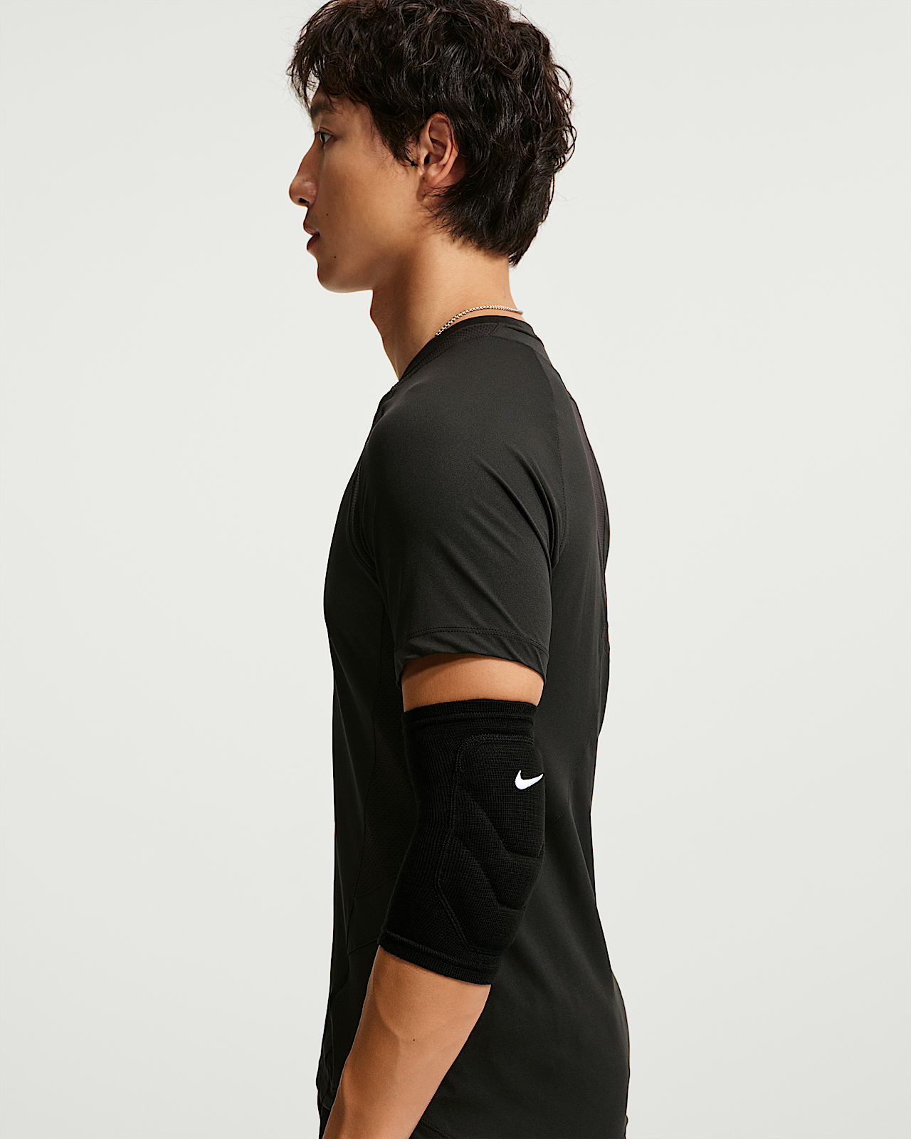 Женские  Nike Streak Volleyball Elbow Pads (1 Pair) для волейбола