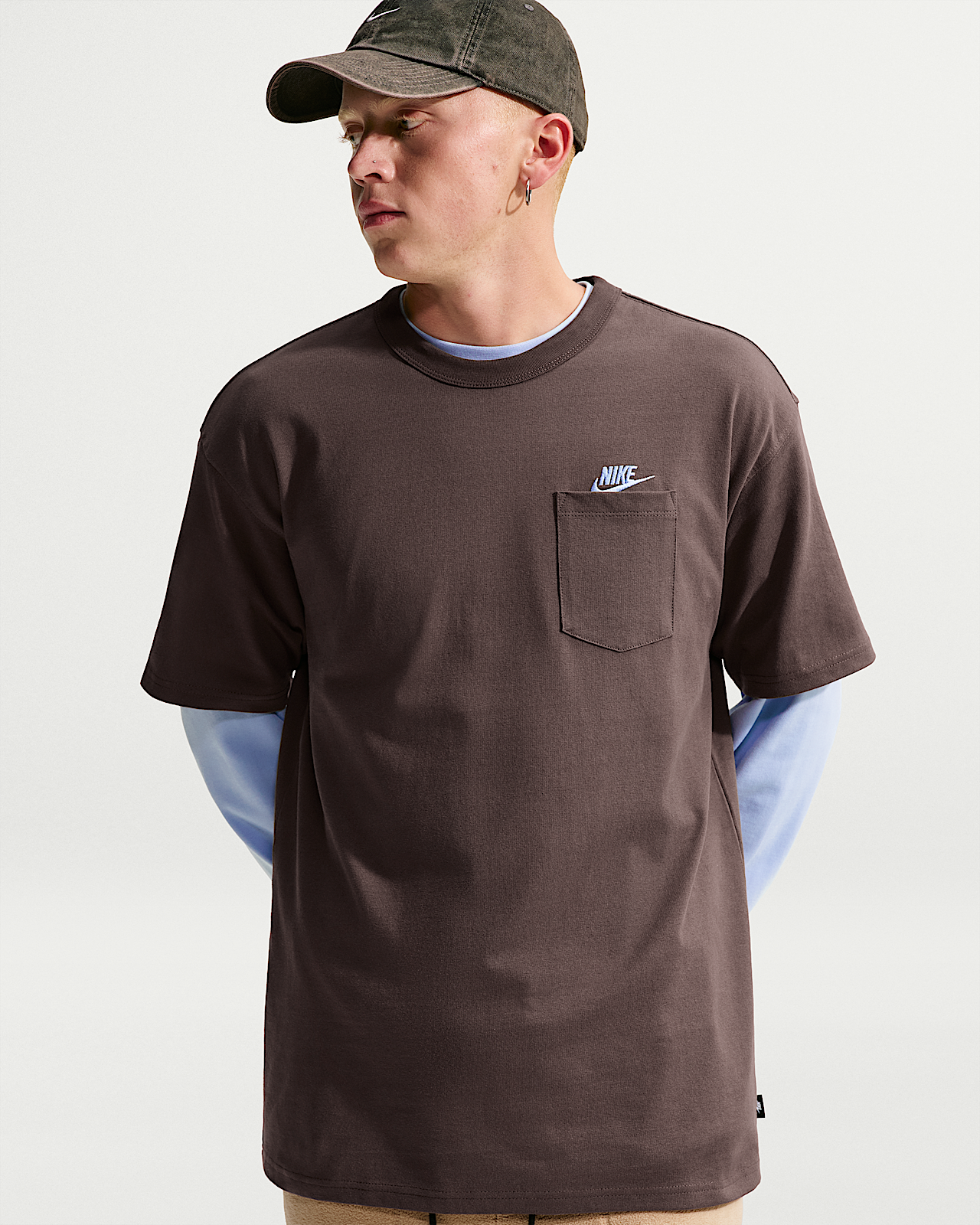 Мужская футболка Nike Sportswear Premium Essentials