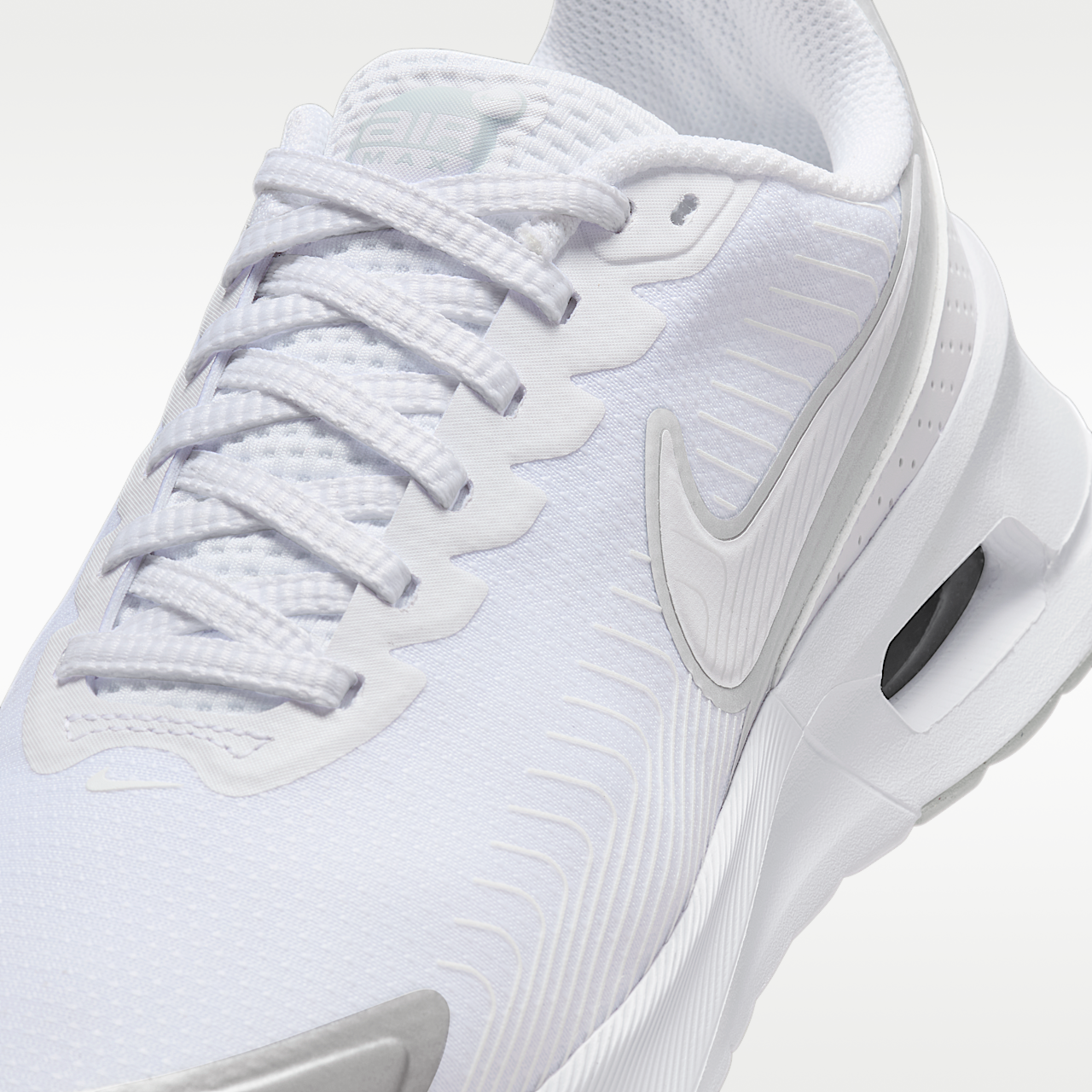 Nike Air Max Nuaxis sneaker Wit/Pure Platinum/Metallic Silver/Wit