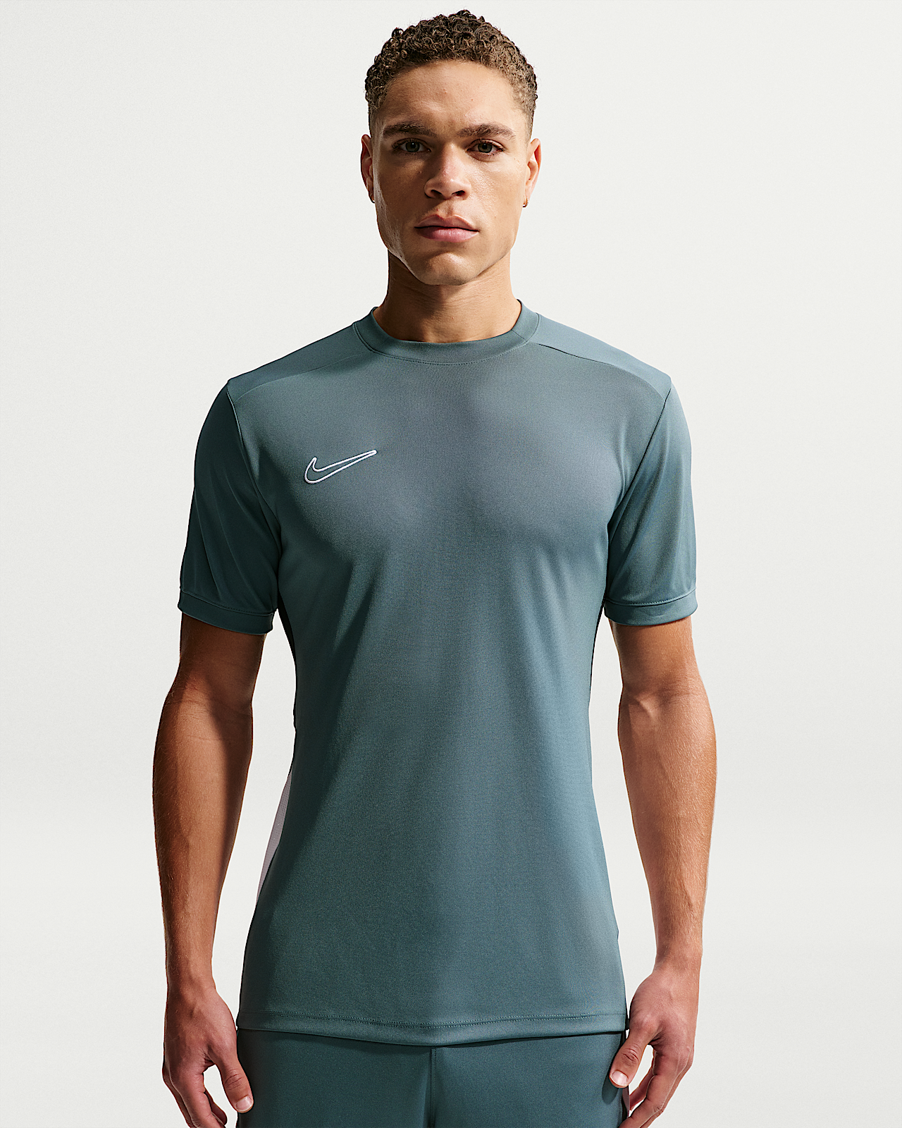 Мужские шорты Nike Academy Dri-FIT Short-Sleeve Soccer Top