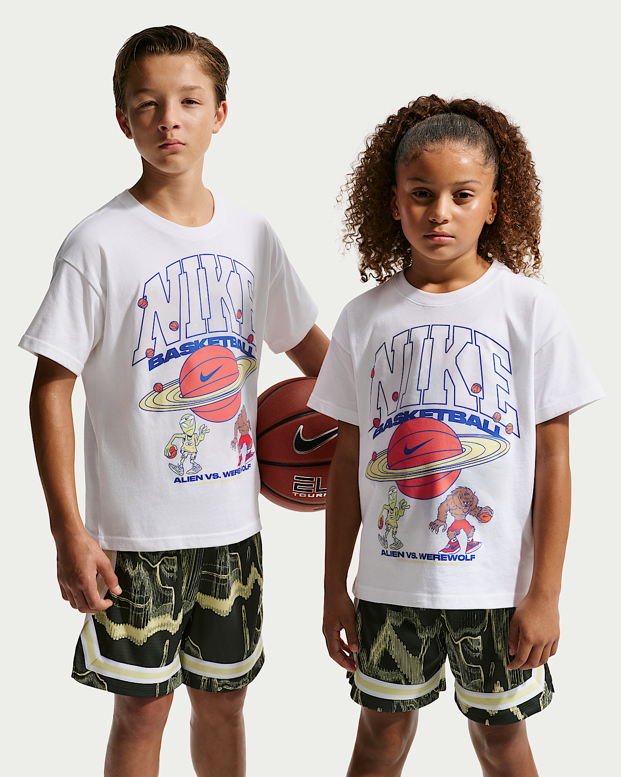 Детская футболка Nike "Aliens vs Werewolves" Kids' Basketball для баскетбола