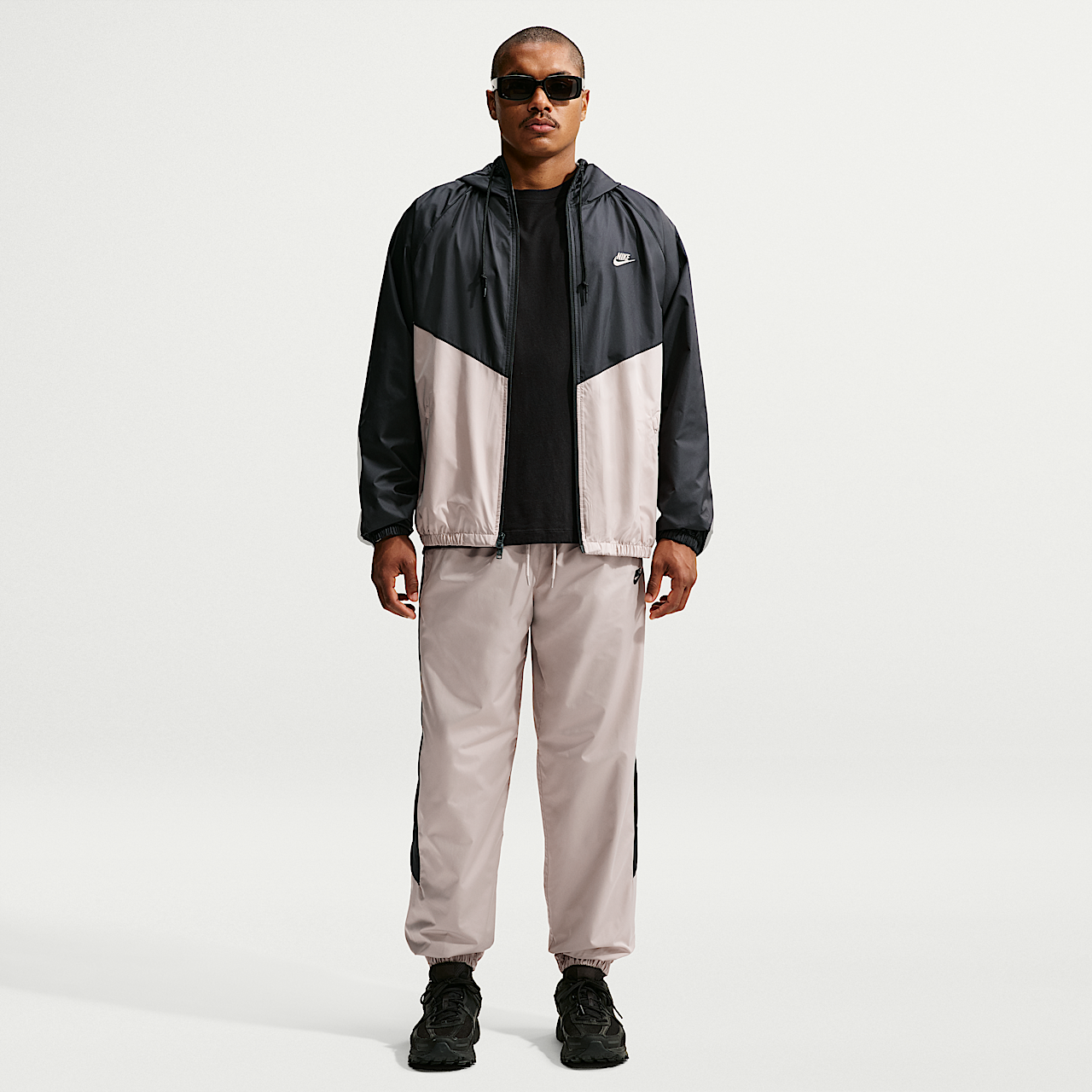 Nike Windrunner (Cream II/Black/Black)