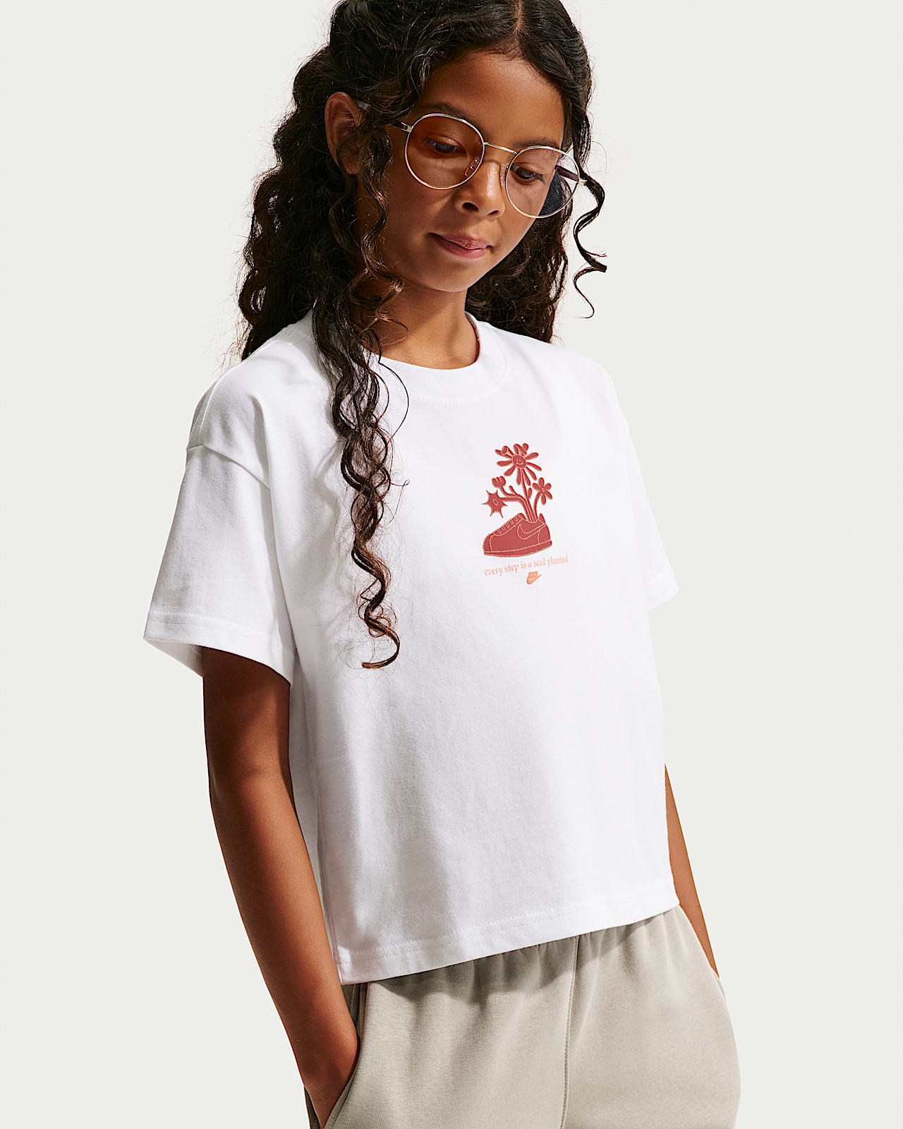 Детская футболка Nike Sportswear Big Kids' (Girls') Boxy