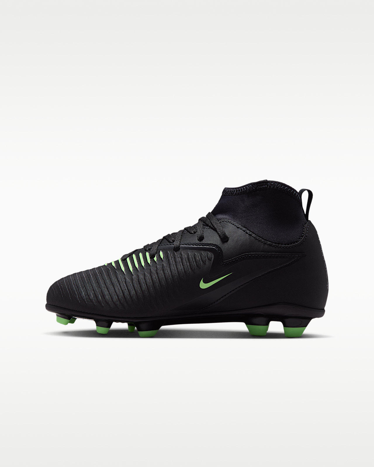 Детские  Nike Jr. Phantom 6 High Club Big Kids' Multi-Ground Soccer Cleats