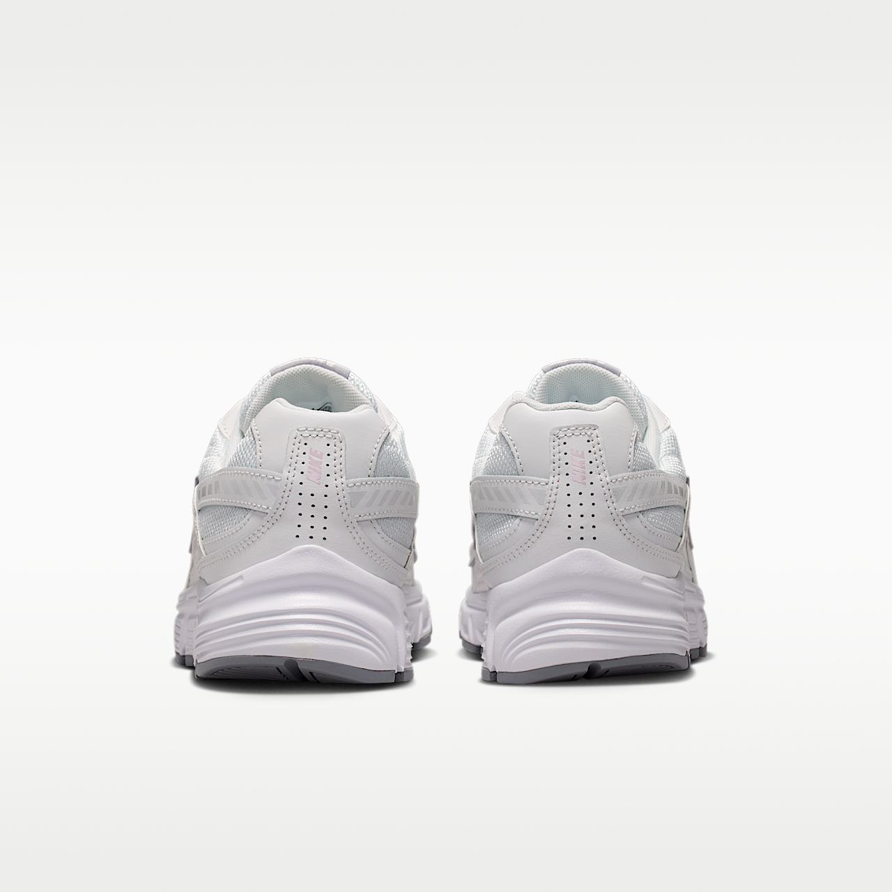 Nike Nike Initiator sneaker Summit White/Off White/Light Magenta/Bleached Lilac