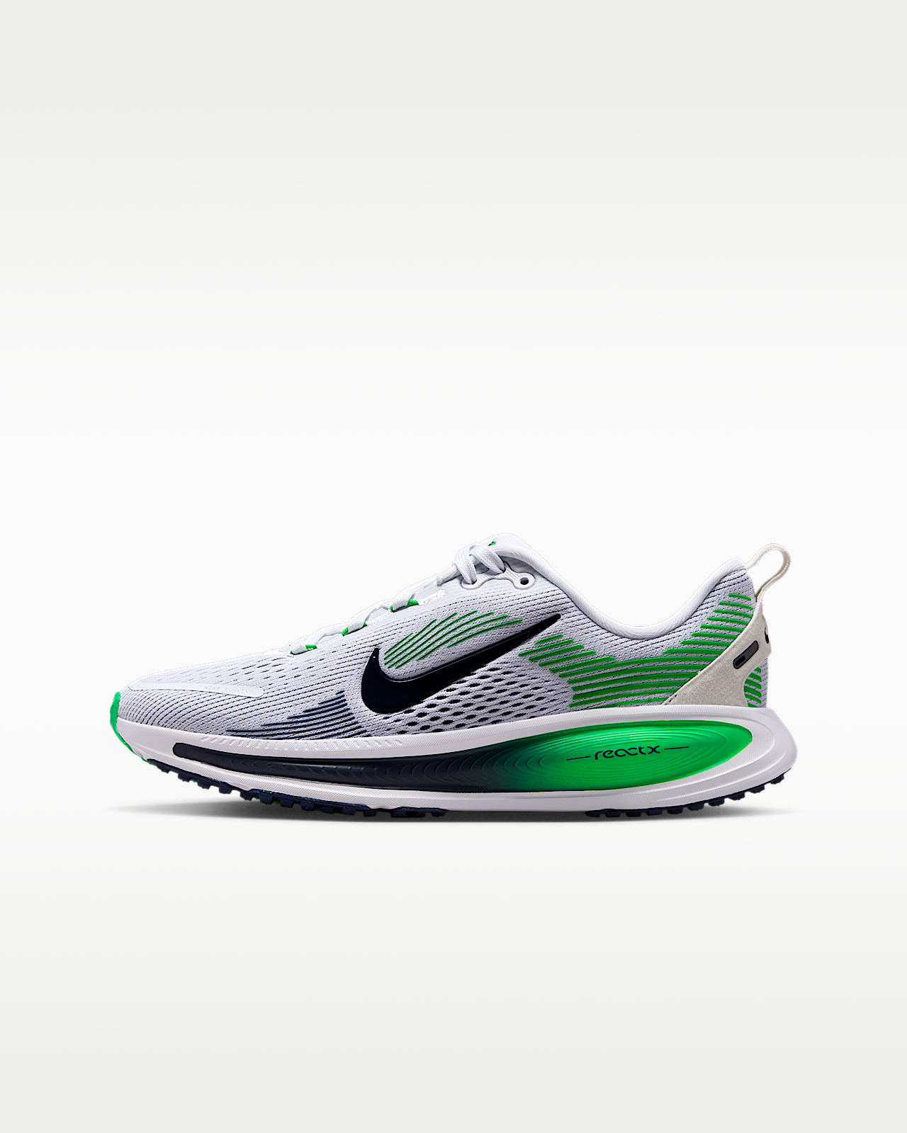 Детские кроссовки Nike Vomero 18 Big Kids' Road для бега