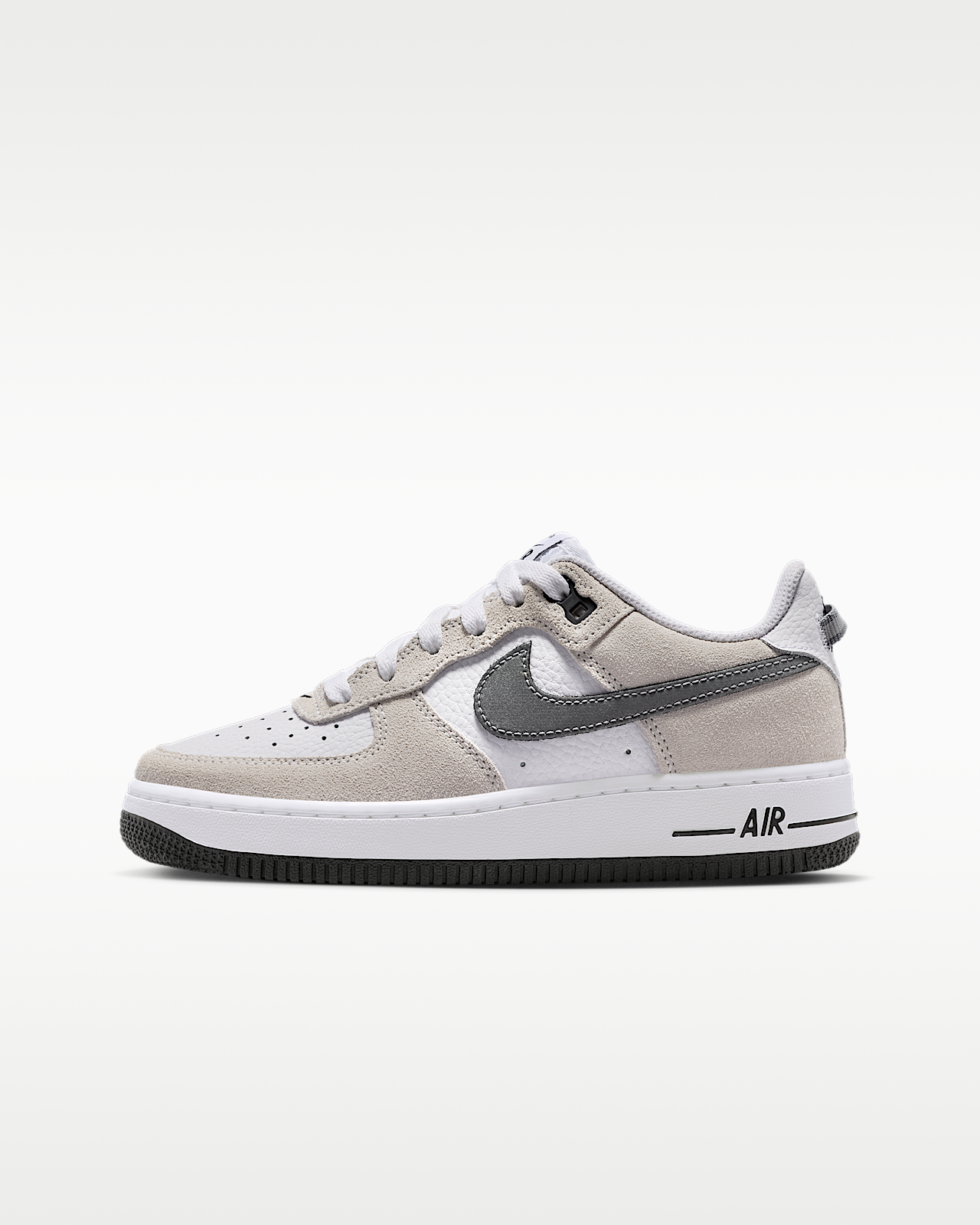 Детские кроссовки Nike Air Force 1 LV8 Big Kids'