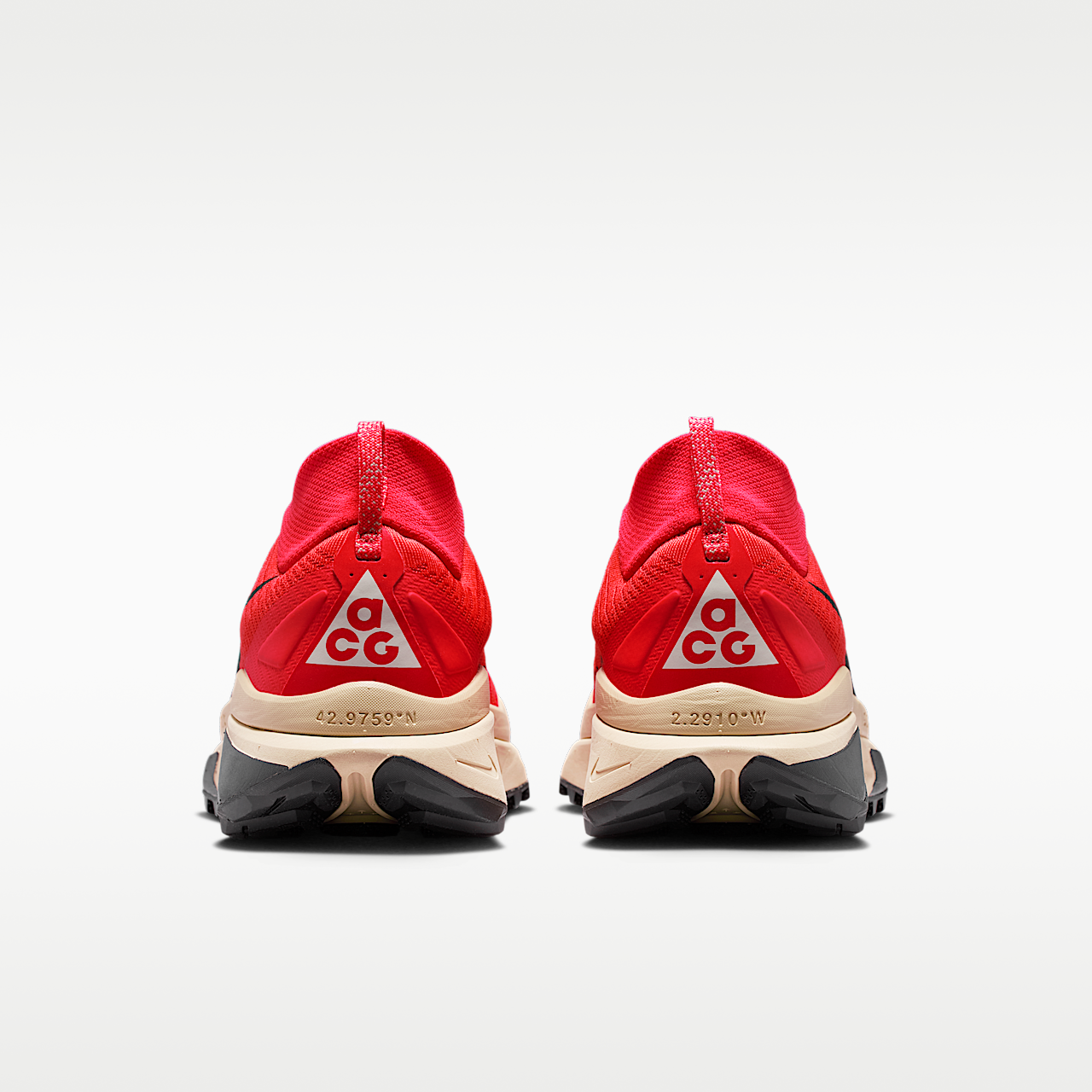 Nike ACG sneaker Light Crimson/Light Orewood Brown/Zwart/Zwart
