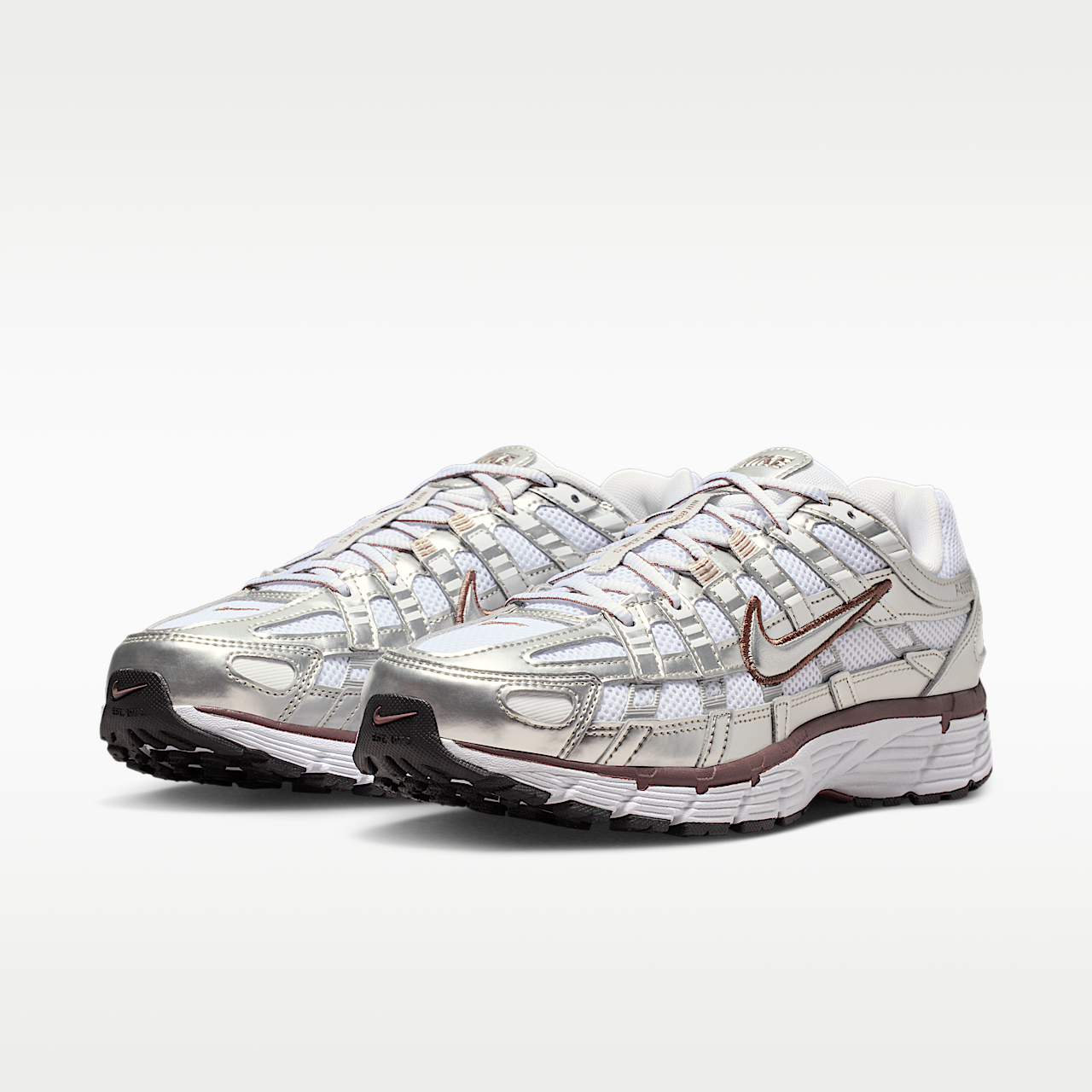 Nike P-6000 sneaker Wit/Metallic Silver/Zwart/Tattoo