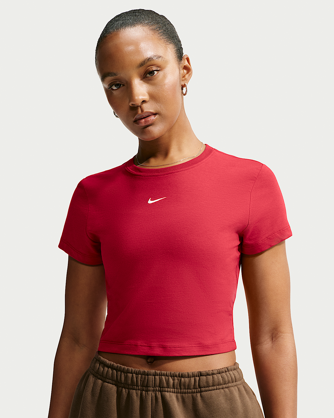 Женская футболка Nike Sportswear Chill Knit Cropped