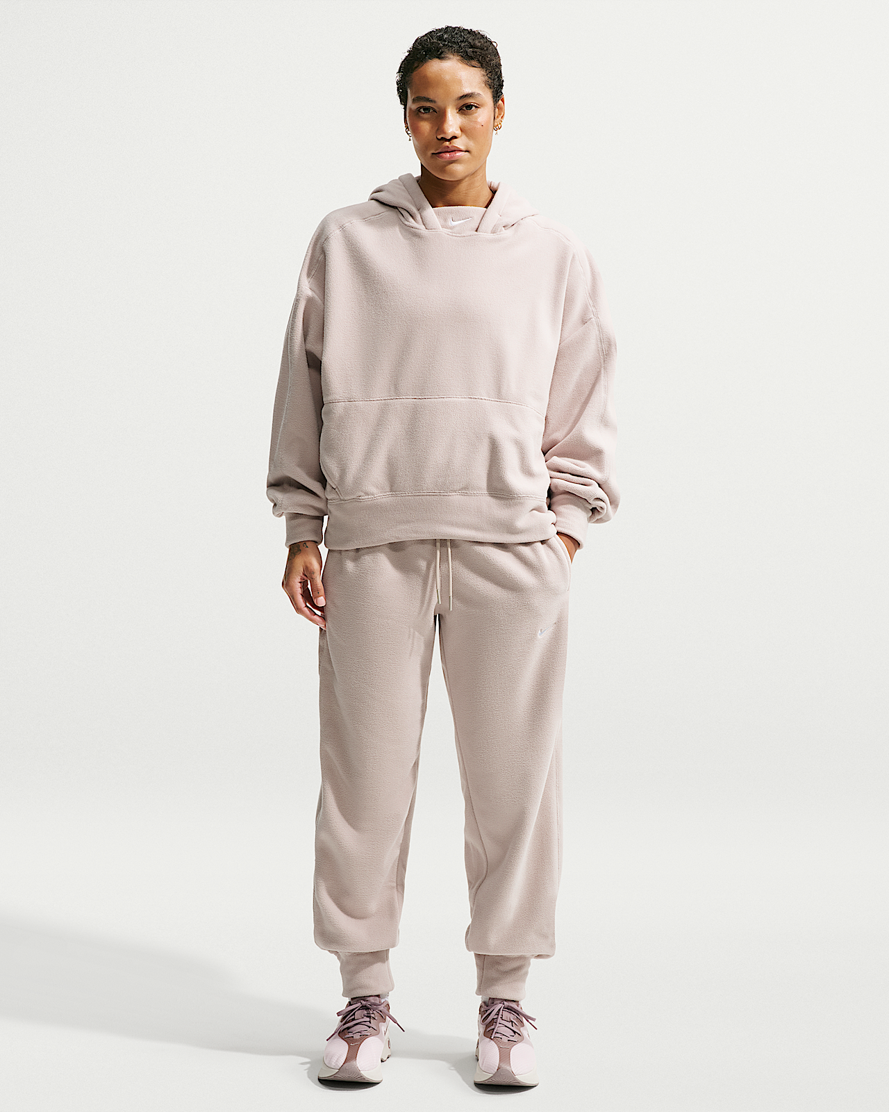 Женские спортивные штаны Nike One Therma-FIT Mid-Rise Fleece Joggers
