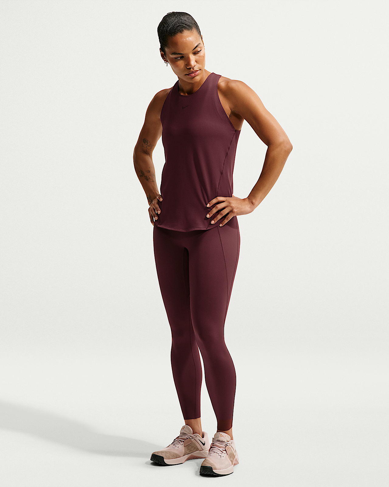 Женские тайтсы Nike Universa High-Waisted 7/8 Leggings with No Front Seam