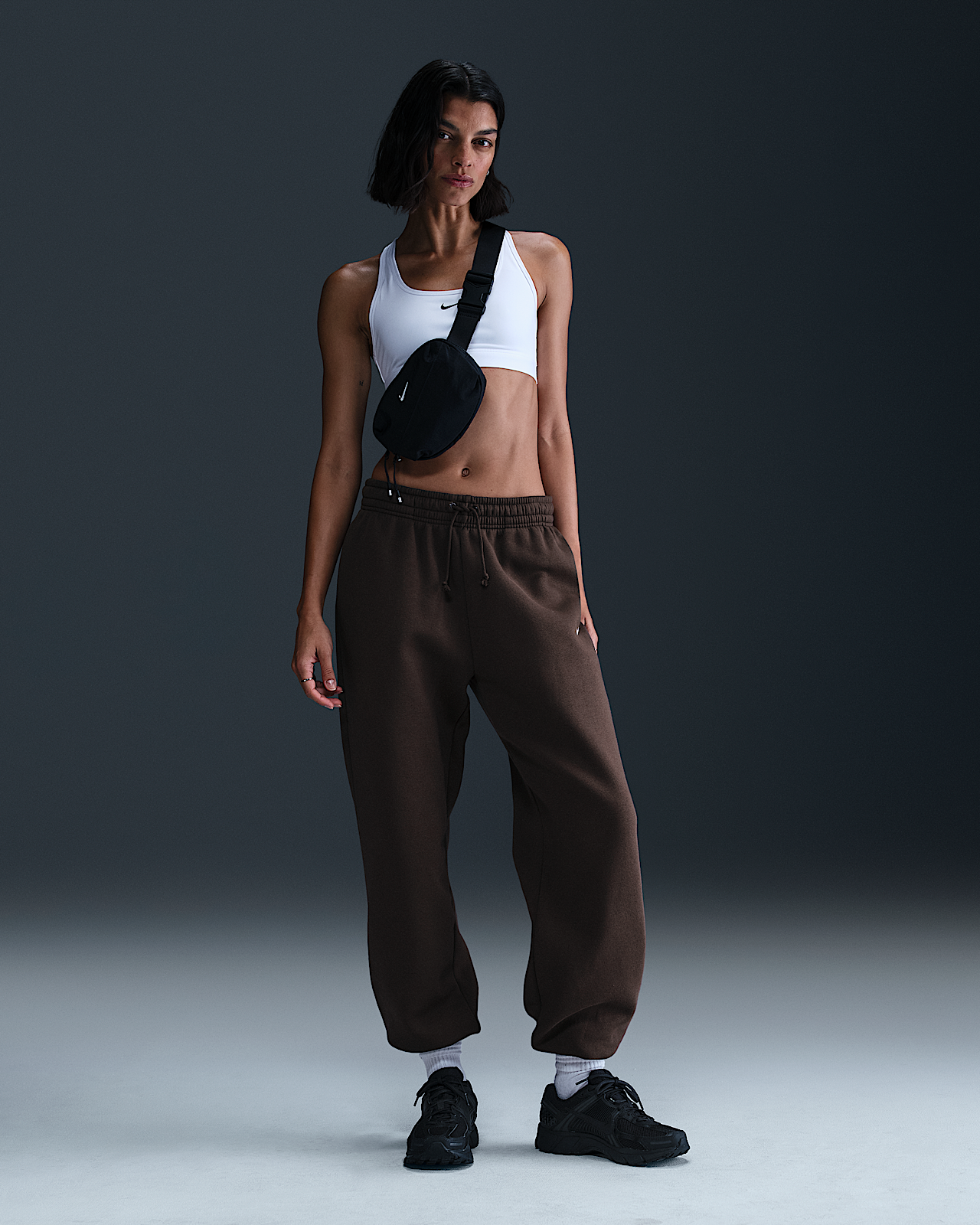 Женские  Nike Sportswear Phoenix Fleece High-Waisted Oversized Sweatpants