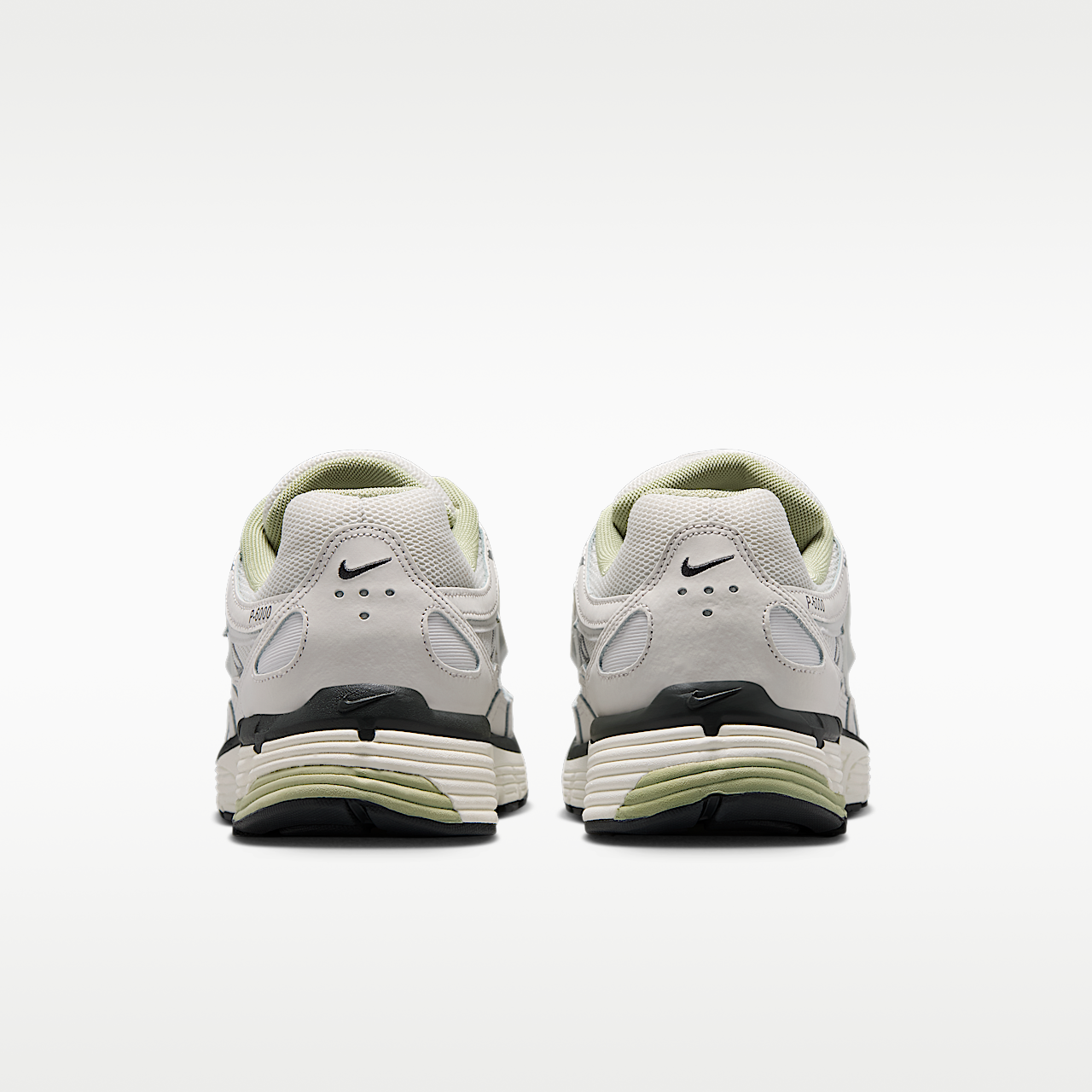 Nike P-6000 sneaker Platinum Tint/Sail/Anthracite/Metallic Silver