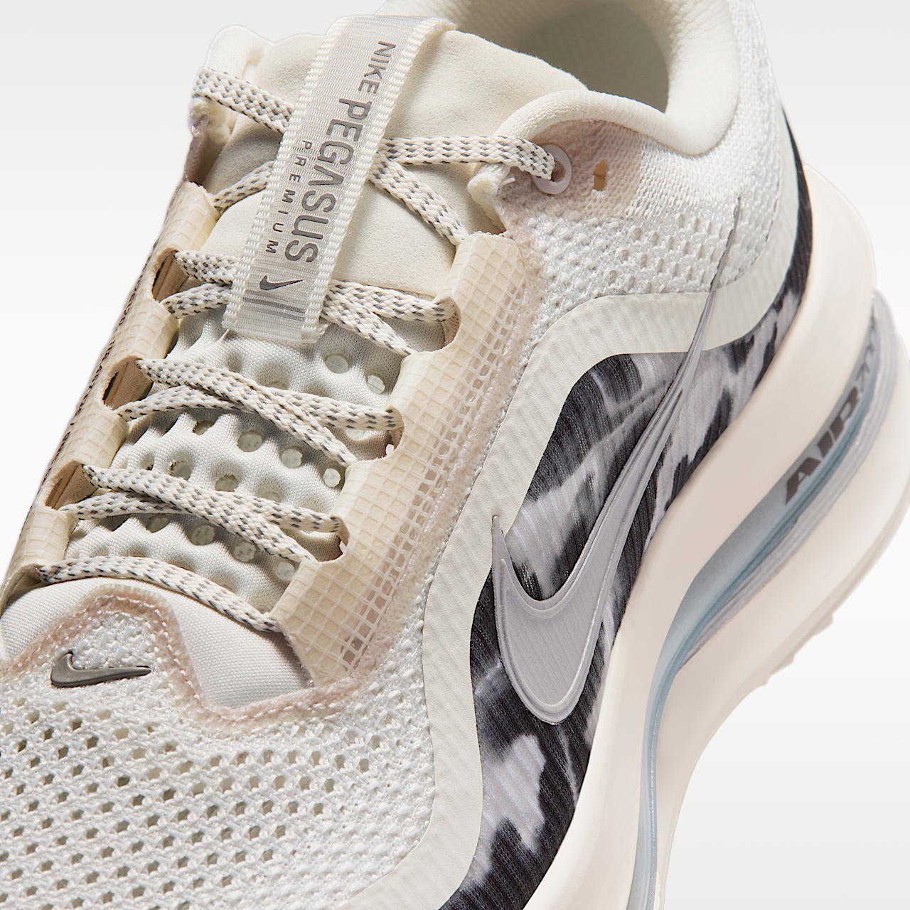 Nike Pegasus sneaker Phantom/Anthracite/Metallic Silver/Pencil Point