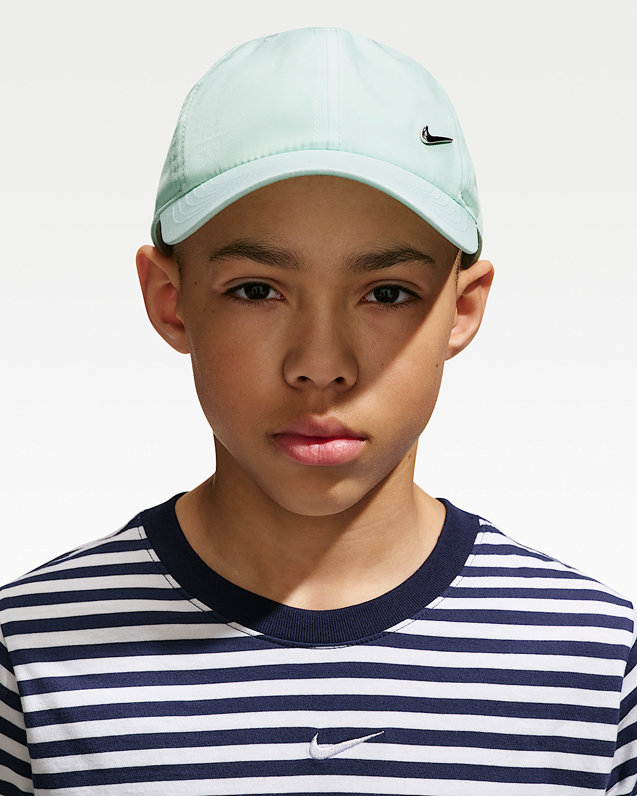 Детская кепка Nike Dri-FIT Club Kids' Unstructured Metal Swoosh Cap