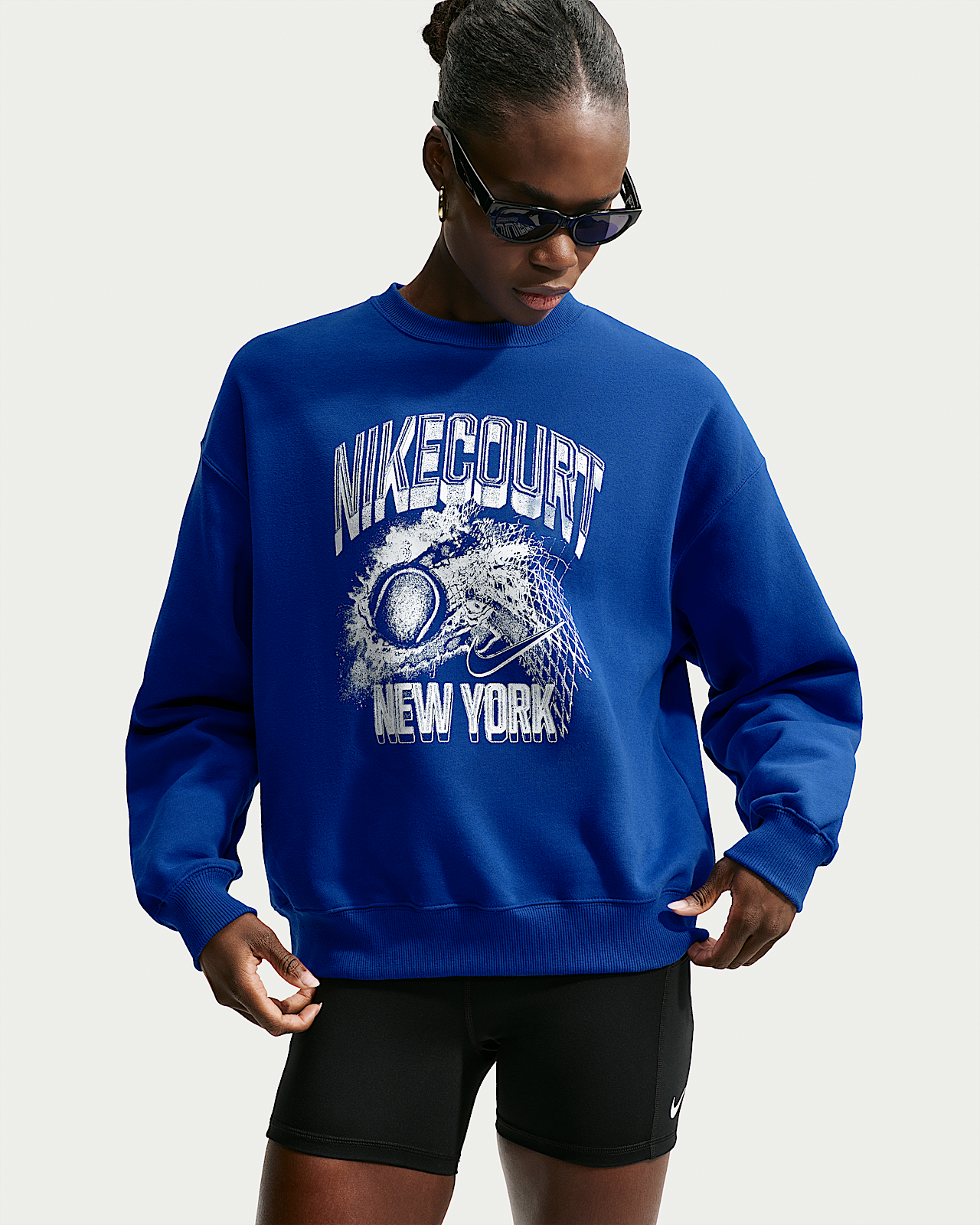 Женские  Nike Studio Fleece Medium Weight Oversized Graphic Crew