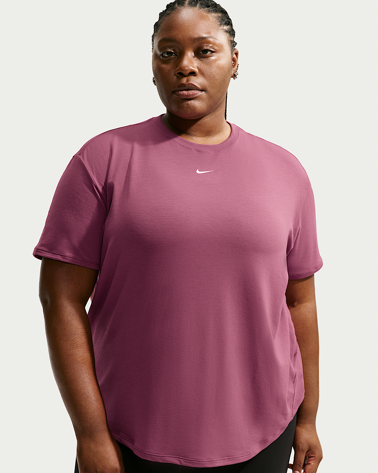 Женские шорты Nike One Relaxed Dri-FIT Short-Sleeve Top (Plus Size)