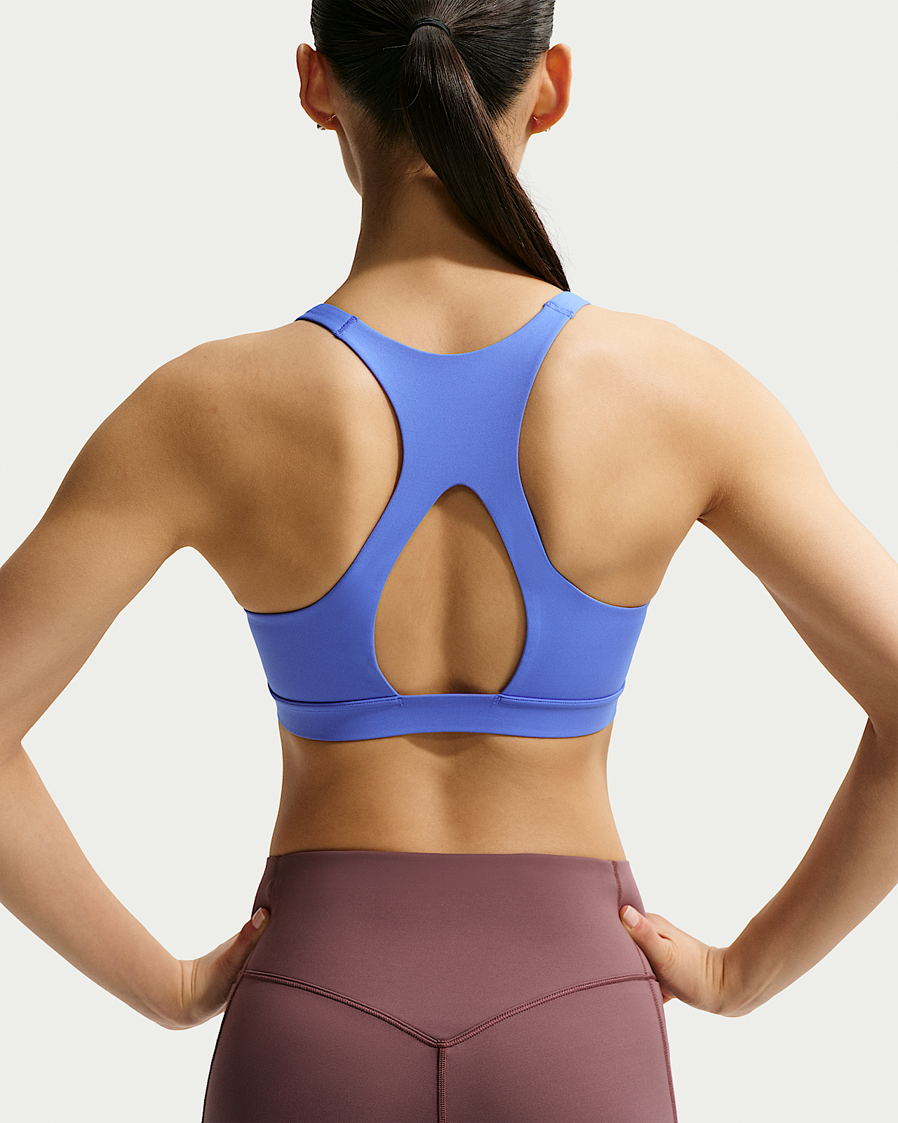 Женские  Nike Universa Medium-Support Padded Sport Bra