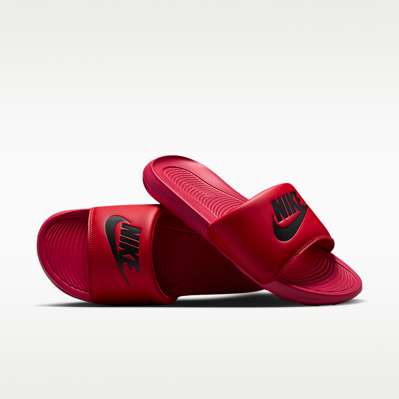 Nike Victori One (University Red/University Red/Black)