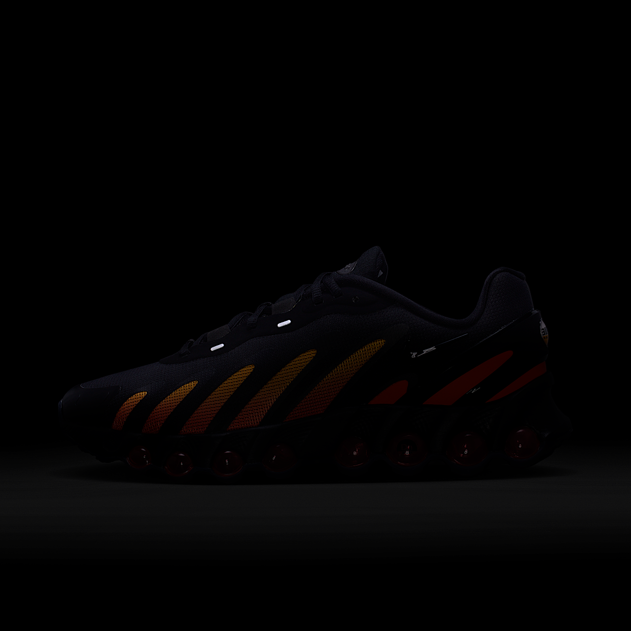 Nike Air Max DN sneaker Zwart/Hyper Crimson/Laser Orange/Dark Copper