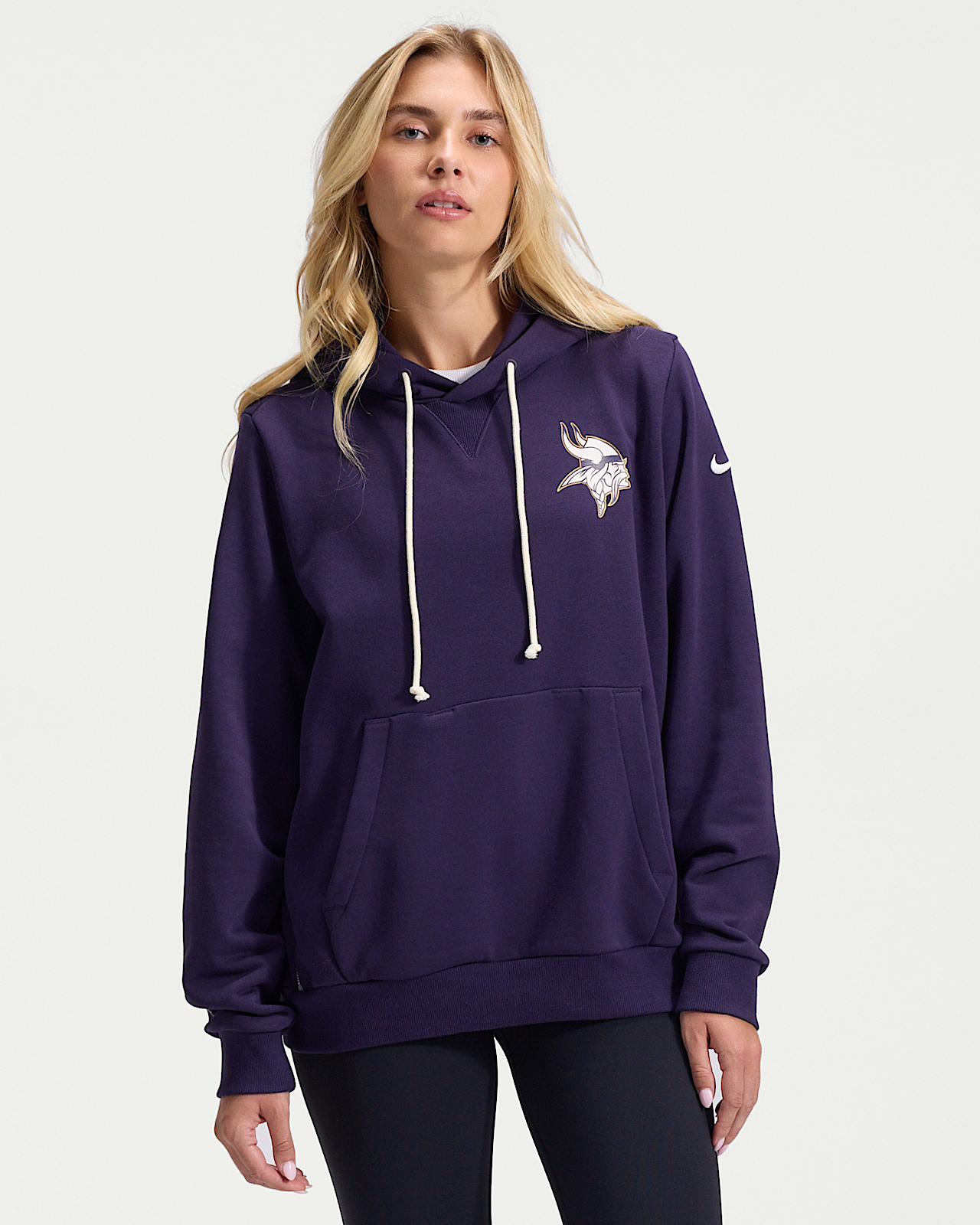 Женское худи Minnesota Vikings Rivalries Collection Sideline Nike Dri-FIT NFL Pullover Hoodie