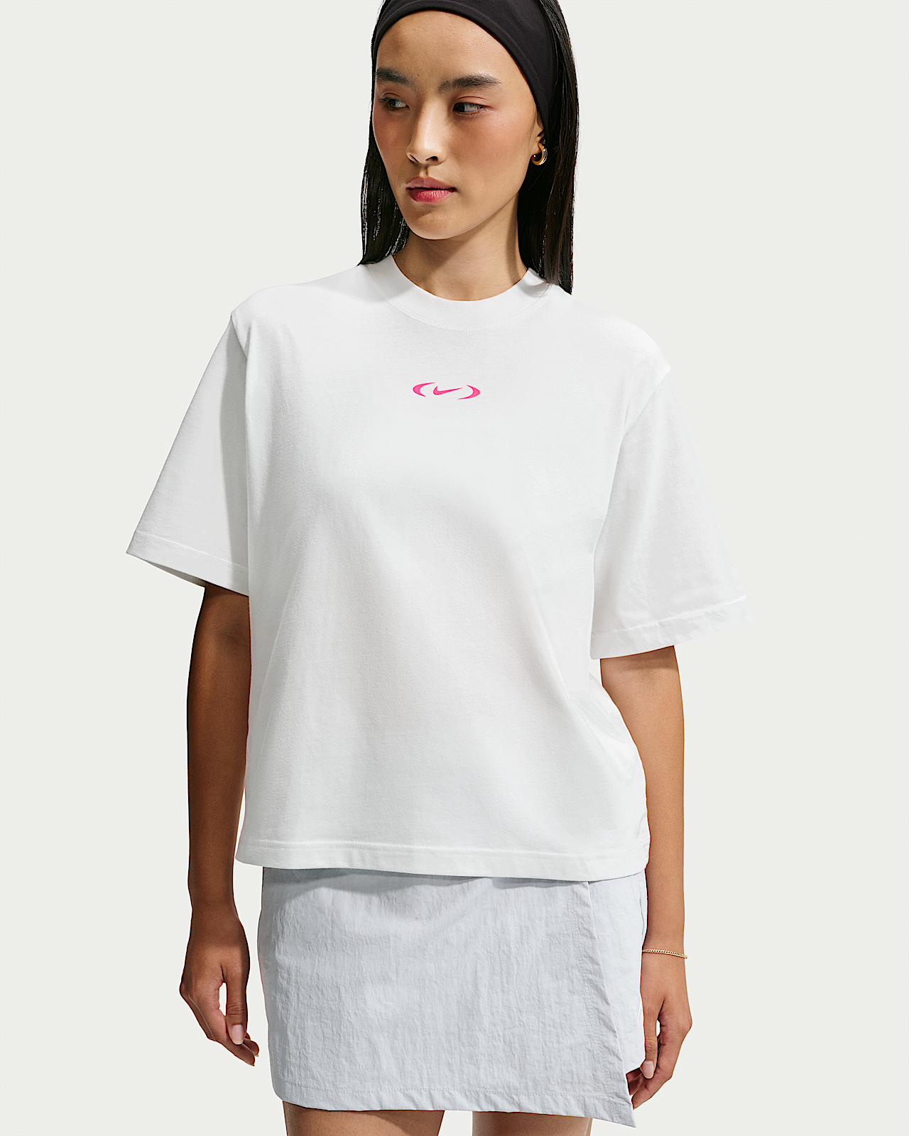 Женская футболка Nike Sportswear Classic Loose