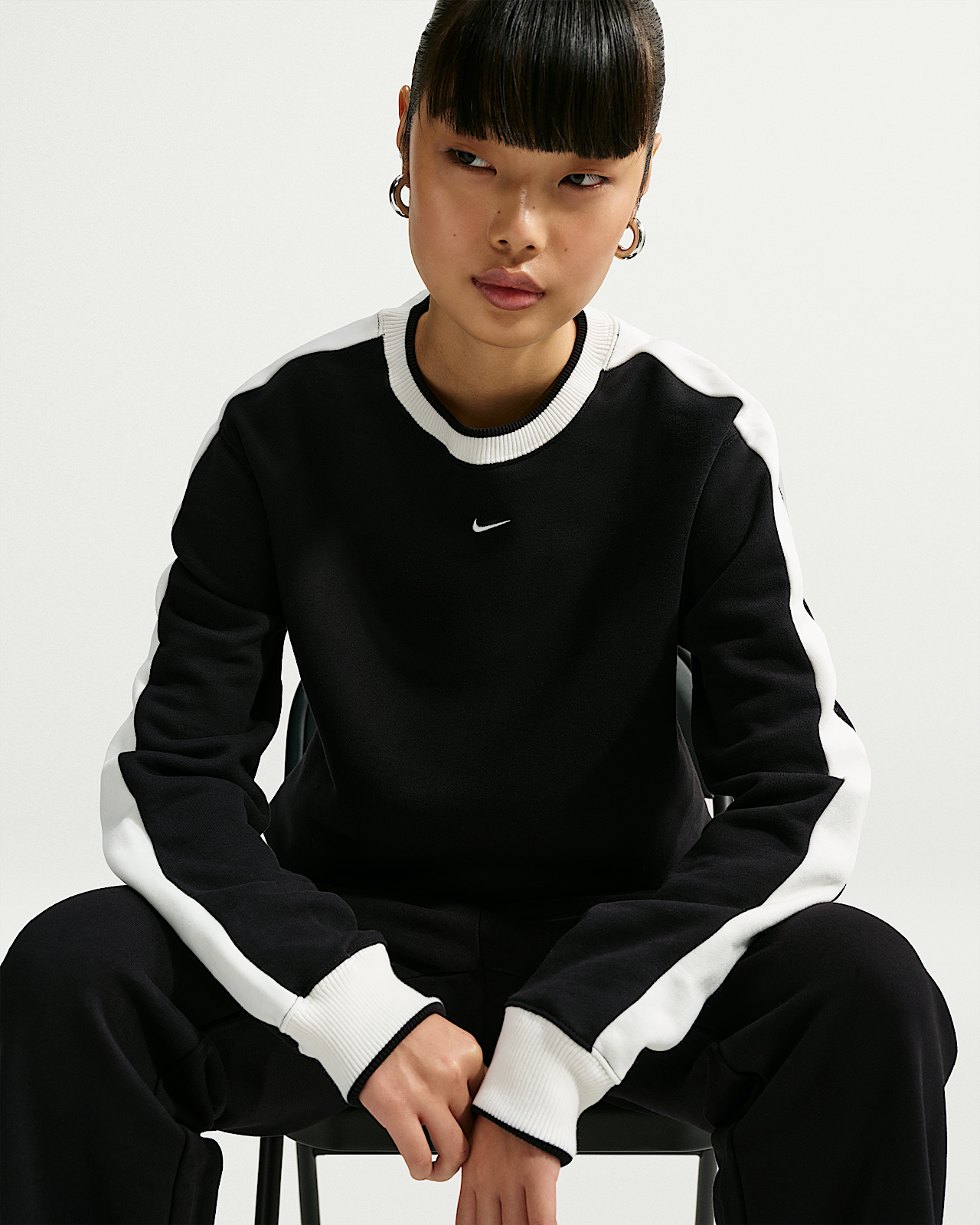 Женские  Nike Studio Fleece Medium Weight Crew