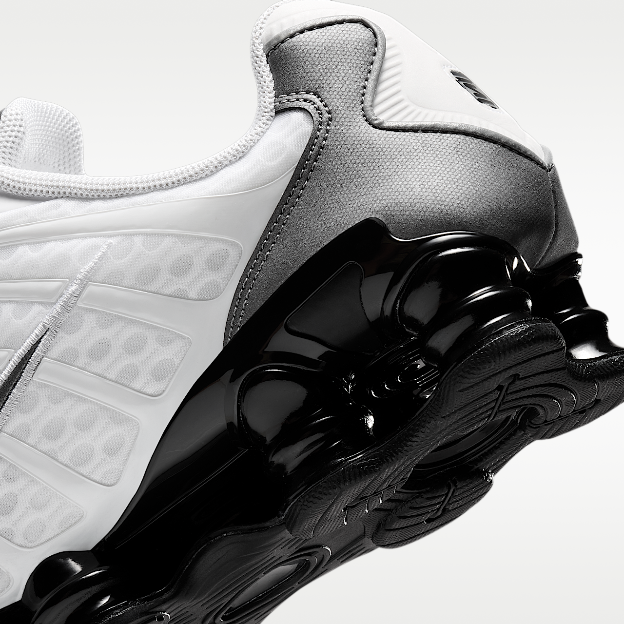 Nike Nike Shox sneaker Wit/Zwart/Cool Grey/Metallic Cool Grey
