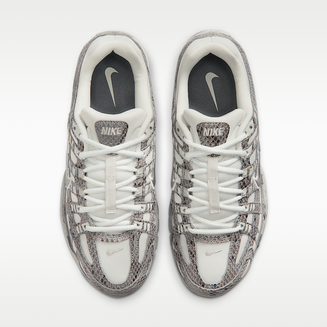 Nike P-6000 sneaker Off White/Zwart/Cool Grey/Metallic Silver