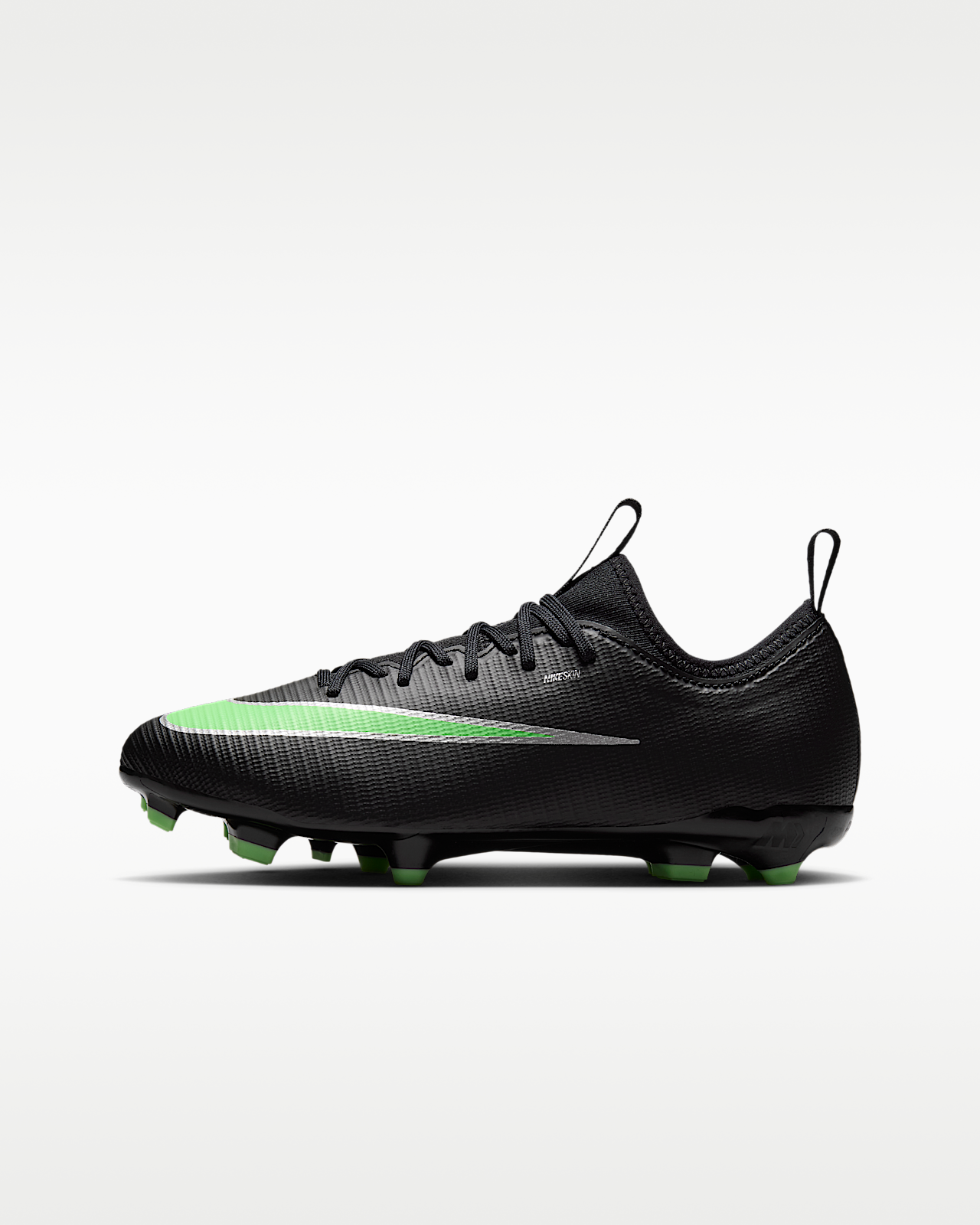 Детские  Nike Jr. Mercurial Vapor 17 Academy Big Kids' Multi-Ground Low-Top Soccer Cleats