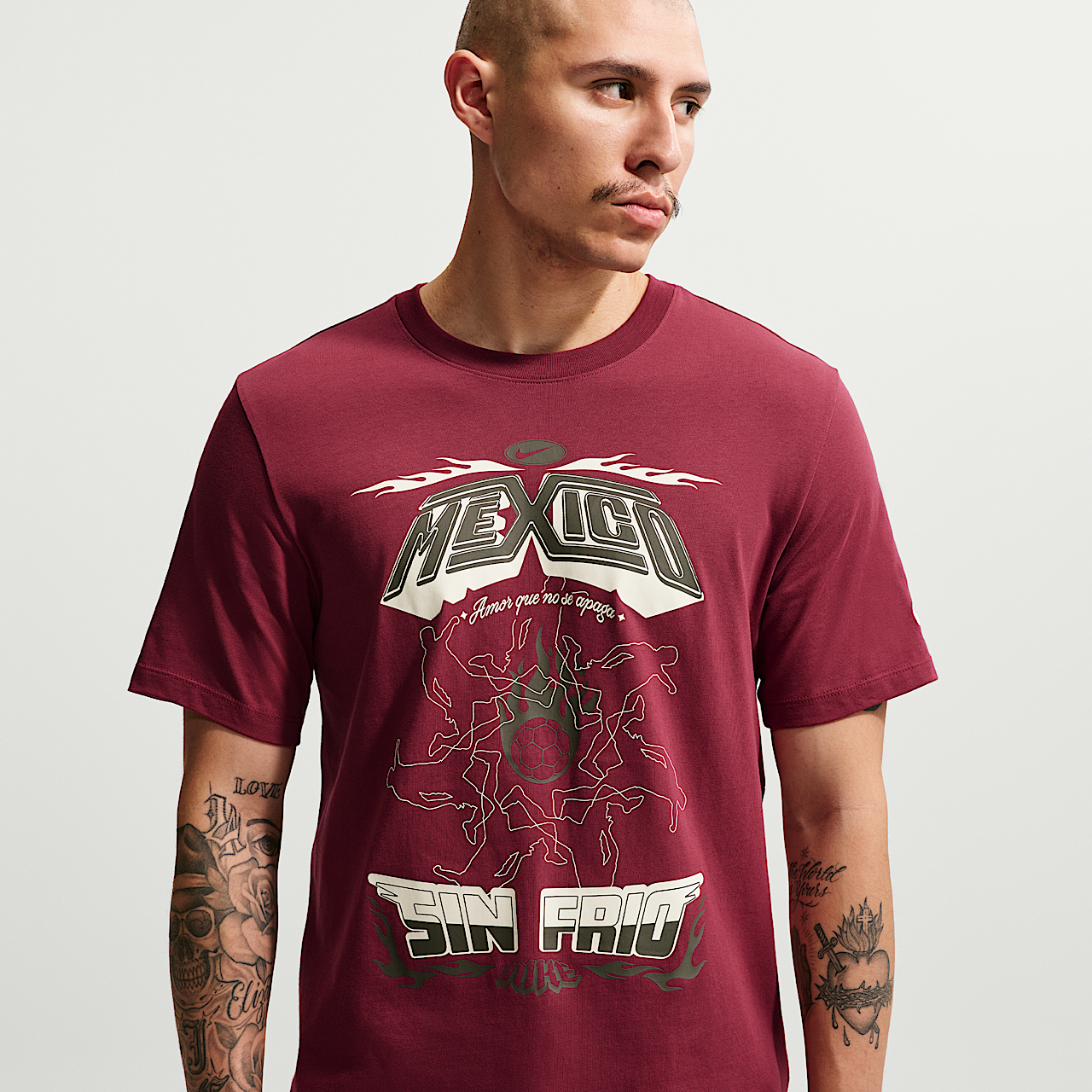Nike Sportswear (Team Red)